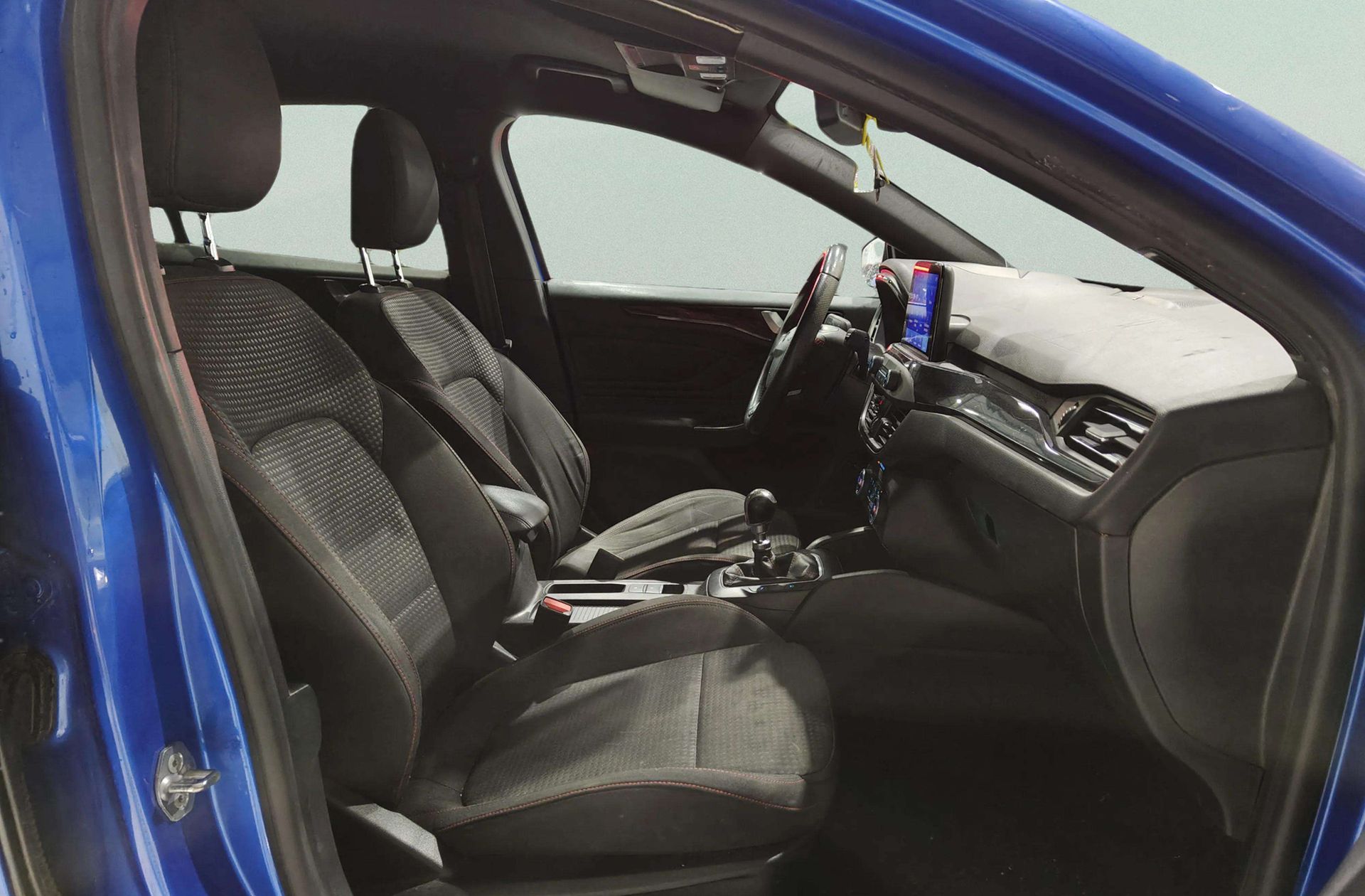 Ford Focus 1.0 EcoBoost ST-Line - foto 20