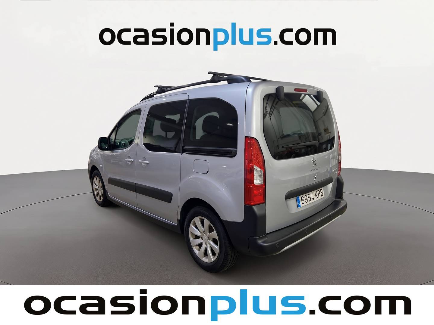 Foto trasera Peugeot Partner Peugeot Partner Tepee Combi 1.2 PureTech Adventure Edition (110 CV) izquierda
