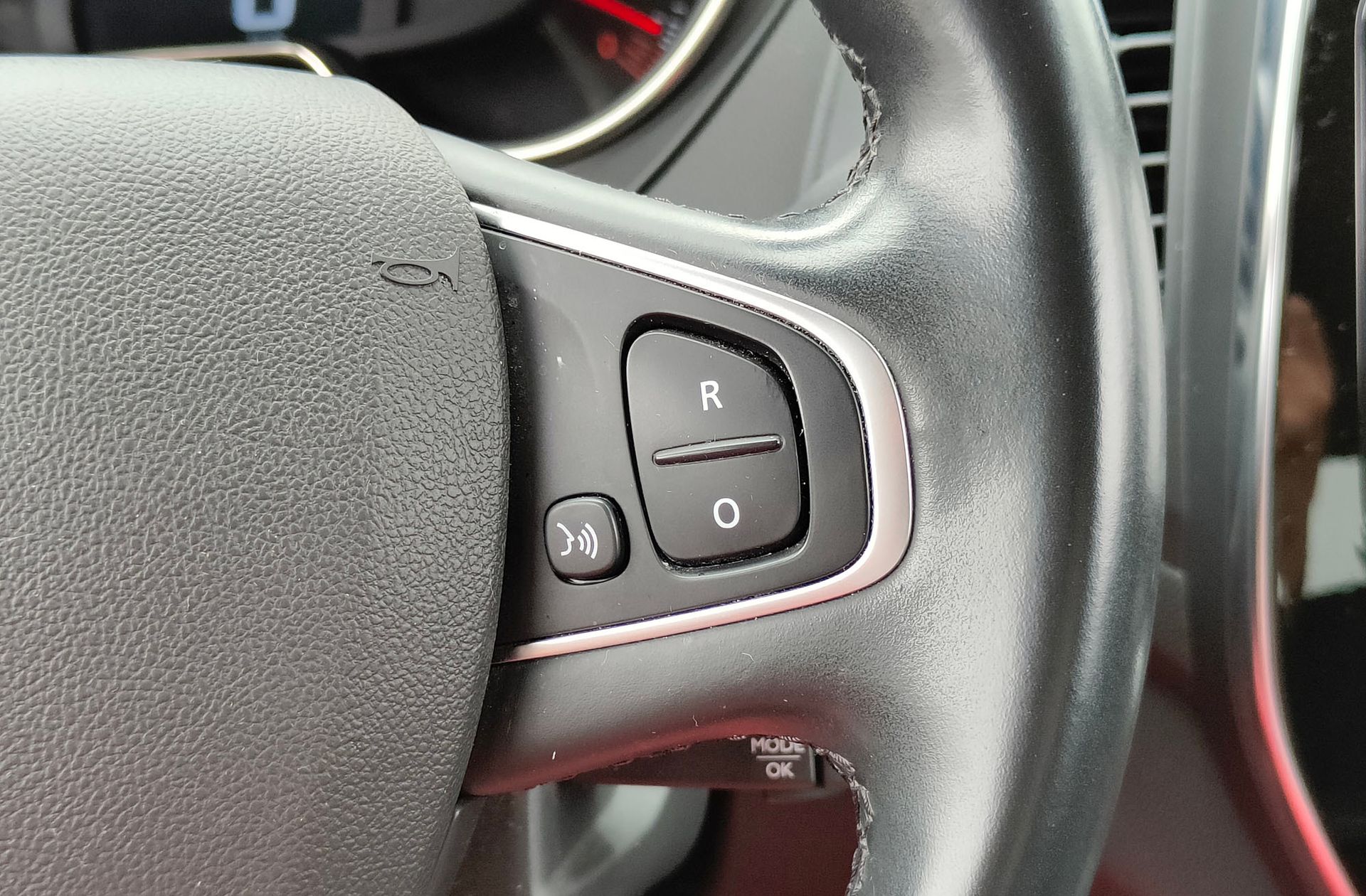 Renault Captur Zen TCe - foto 25