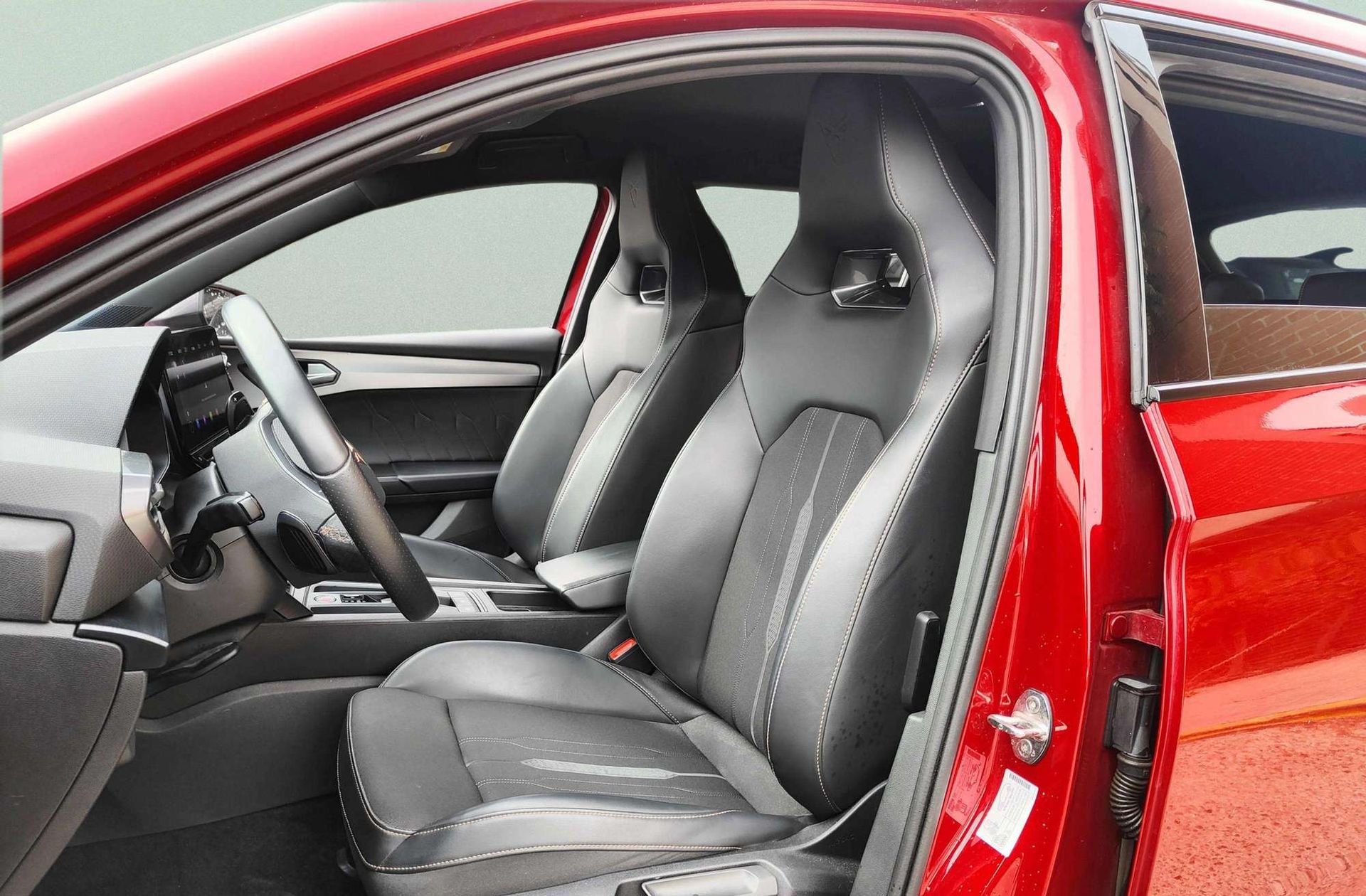 Cupra León Sportstourer 1.4 e-Hybrid DSG - foto 13