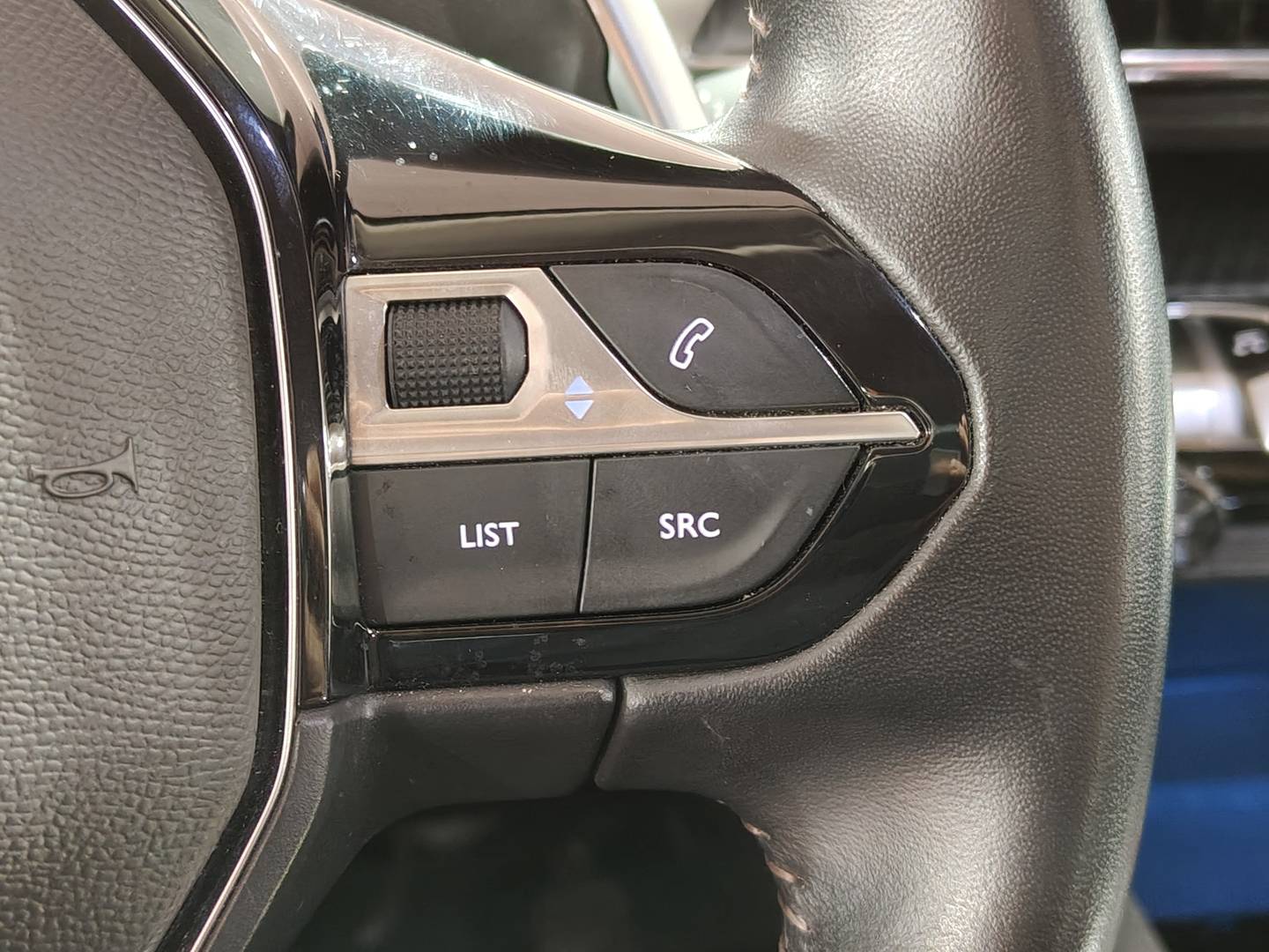 Peugeot 5008 Peugeot 5008 PureTech 130 S&S Allure EAT8 (130 CV) 7 Plazas automático