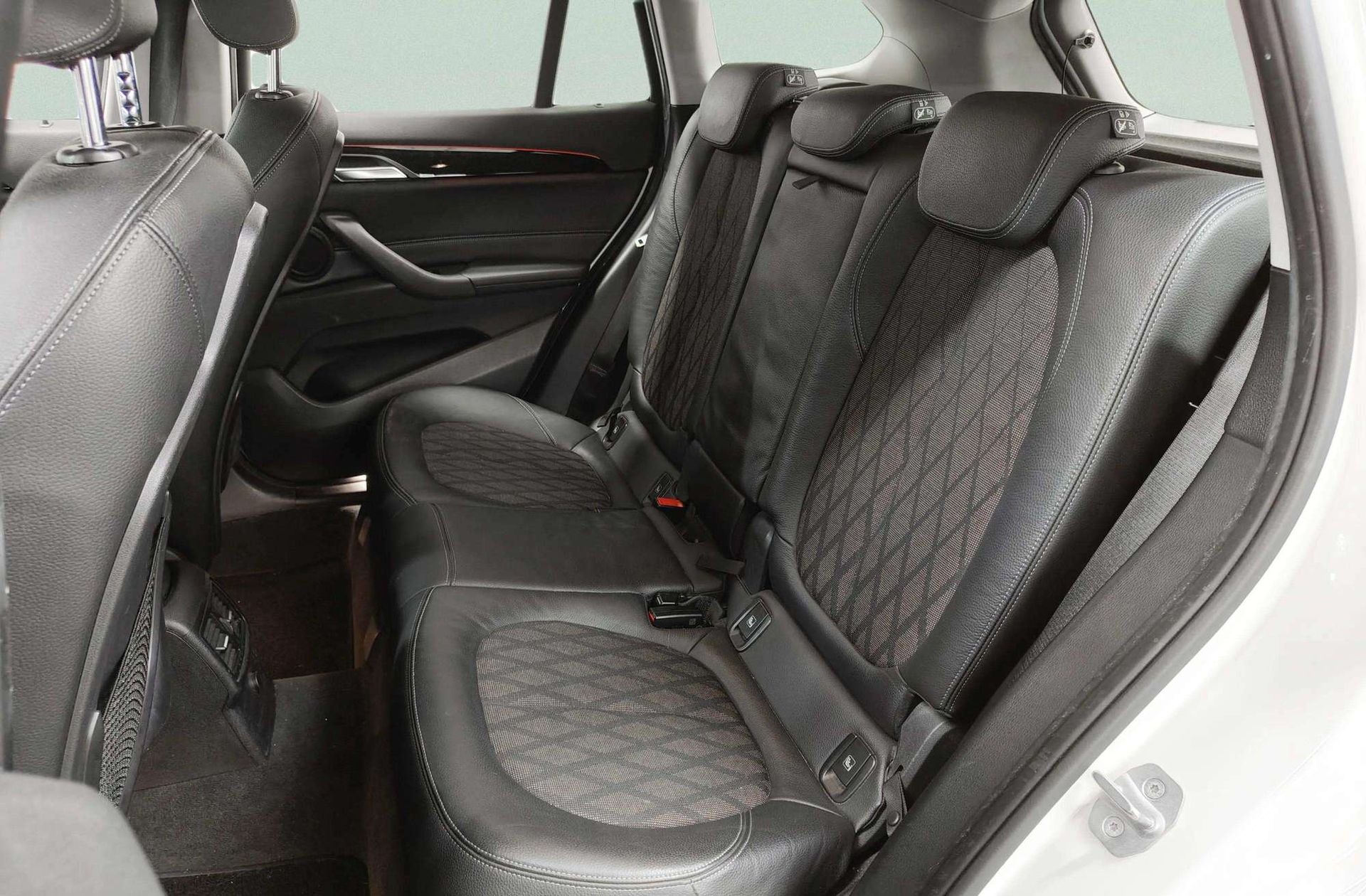 BMW X1 sDrive20i - foto 15