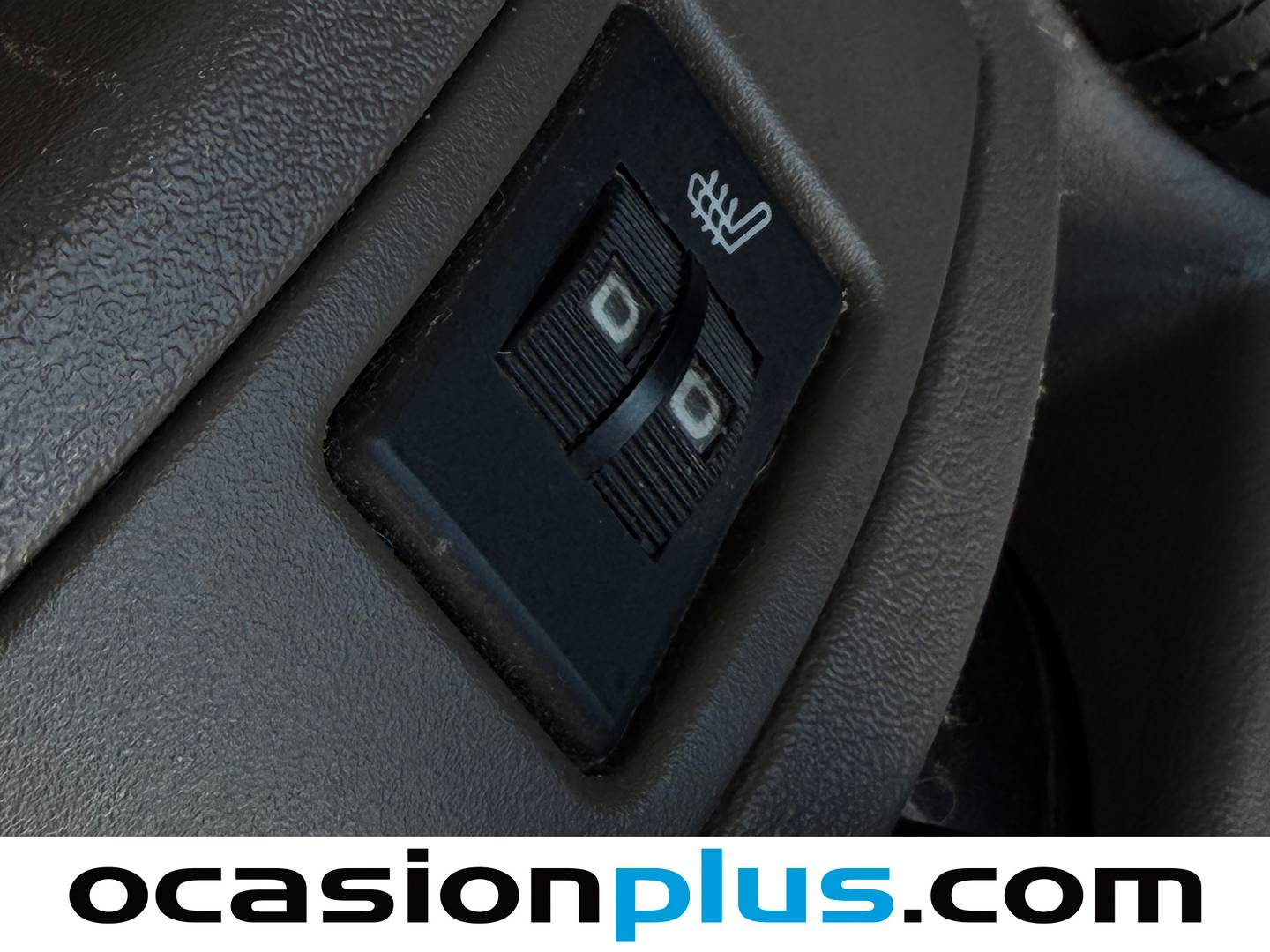 Equipamiento del Chrysler Sebring Chrysler Sebring 2.0 Limited (141 CV)