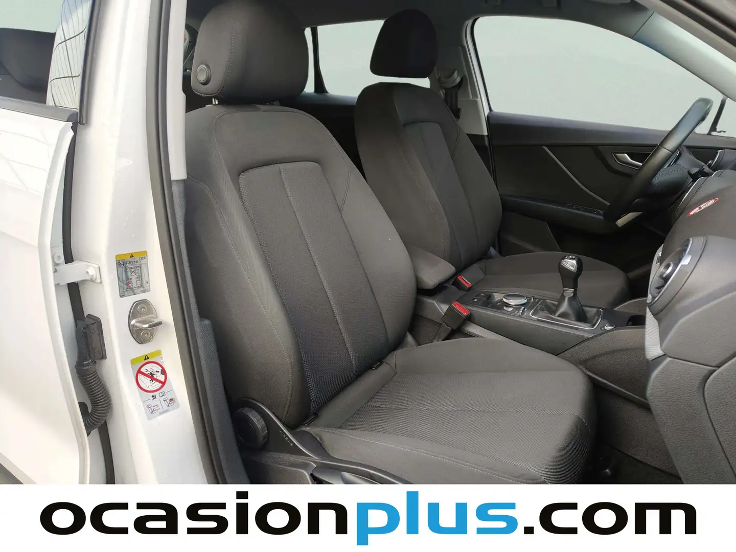 Foto Audi Q2 Audi Q2 Advanced 30 TDI  (116 CV)