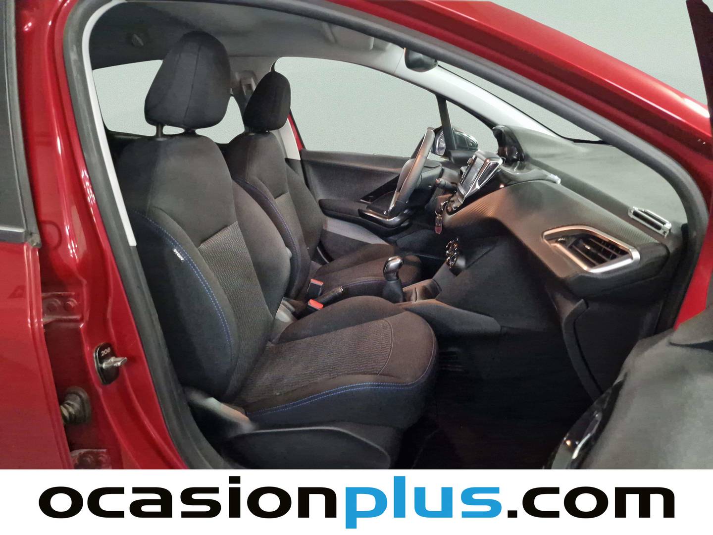 Peugeot 208 Peugeot 208 PureTech Signature (82 CV) gasolina