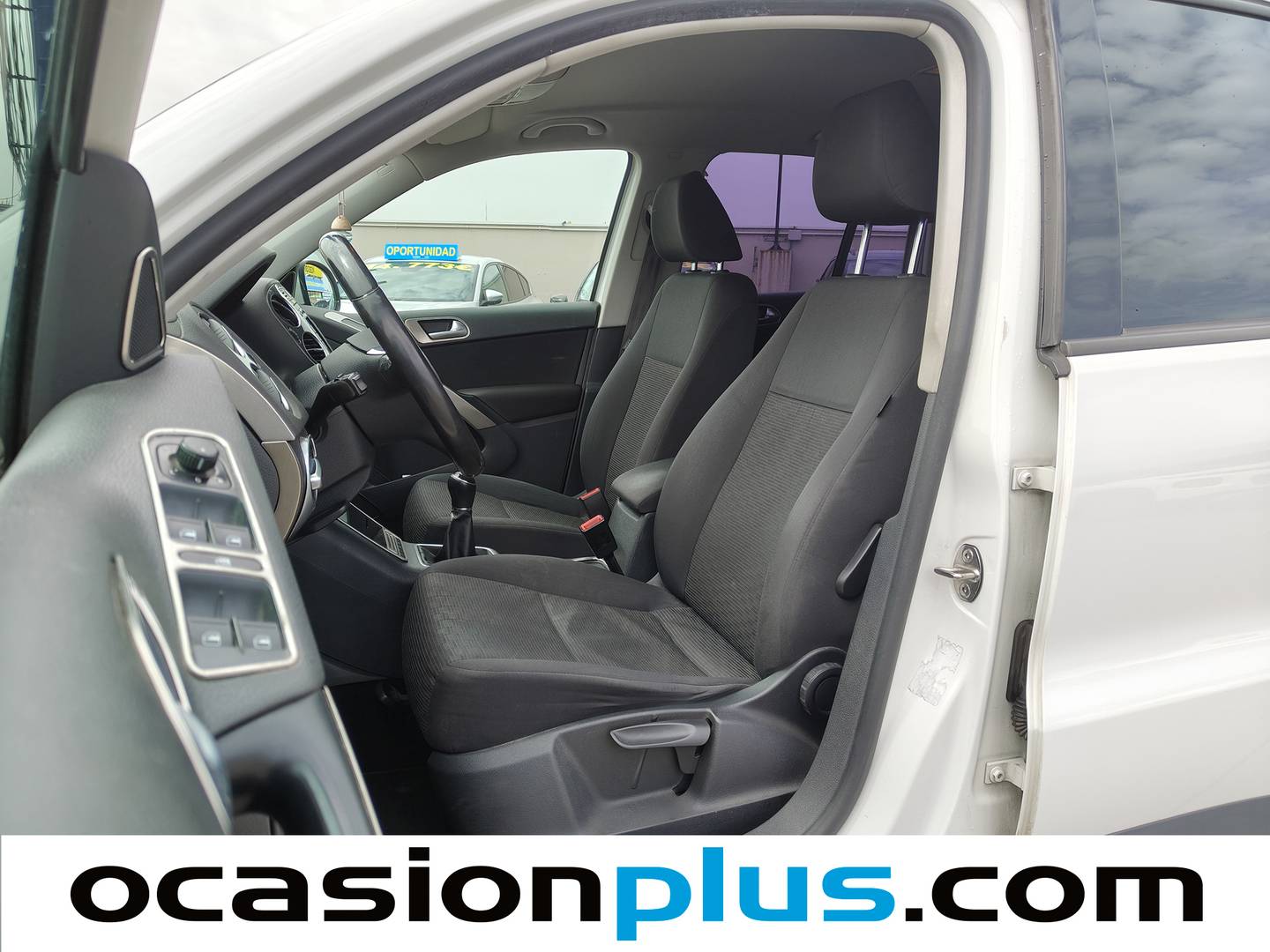 Foto asientos delanteros Volkswagen Tiguan Volkswagen Tiguan T1 2.0 TDI BMT 4x2 (110 CV)