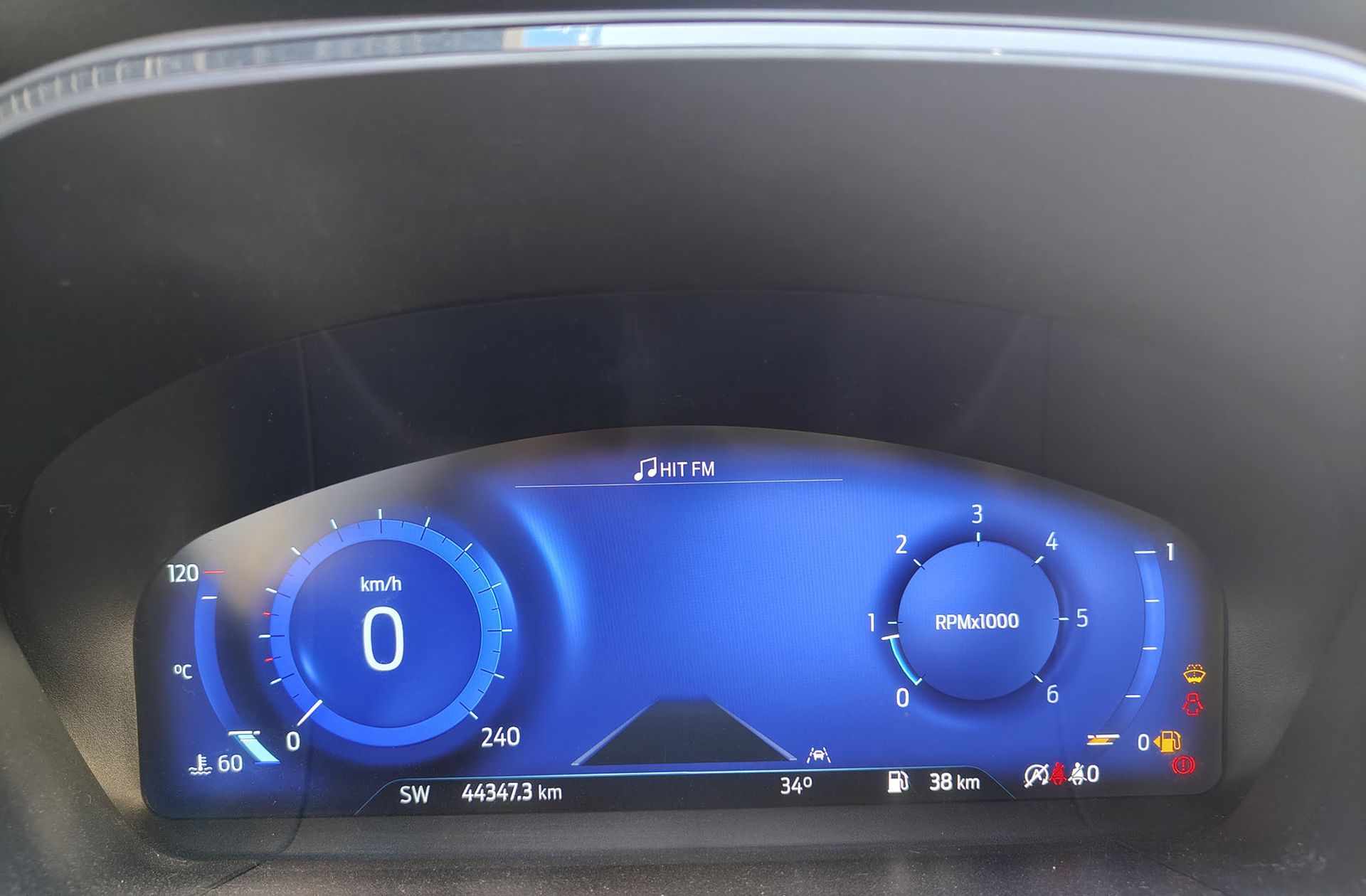 Ford Kuga 1.5 EcoBlue ST-Line - foto 24