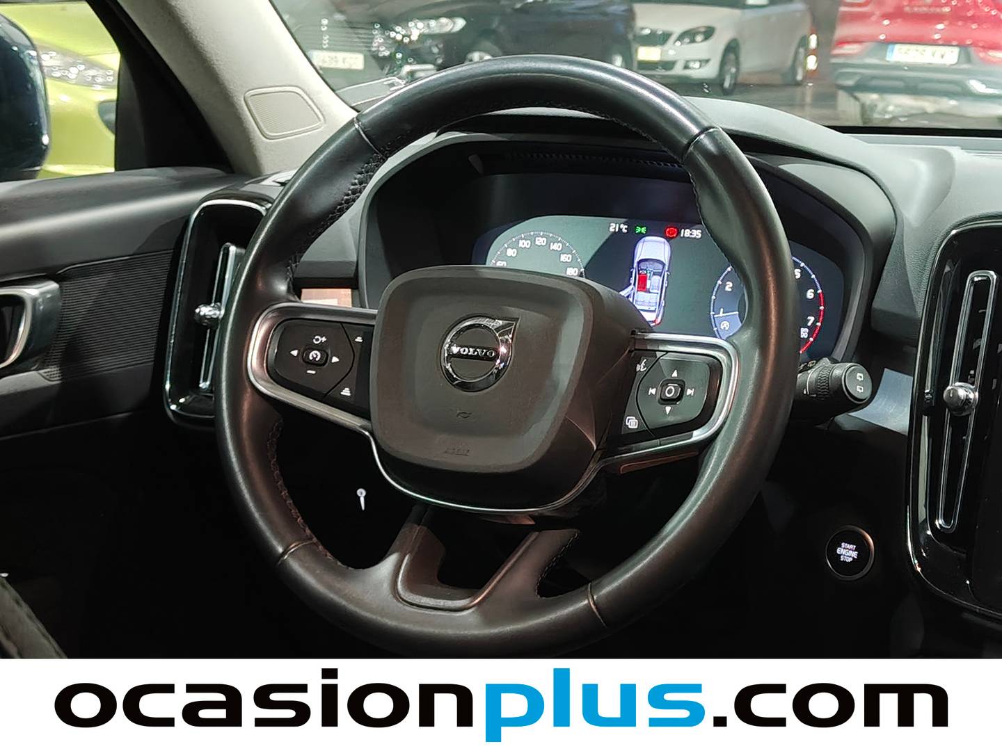 Volvo XC40 Volvo XC40 T2 Momentum Pro Auto (129 CV) gasolina