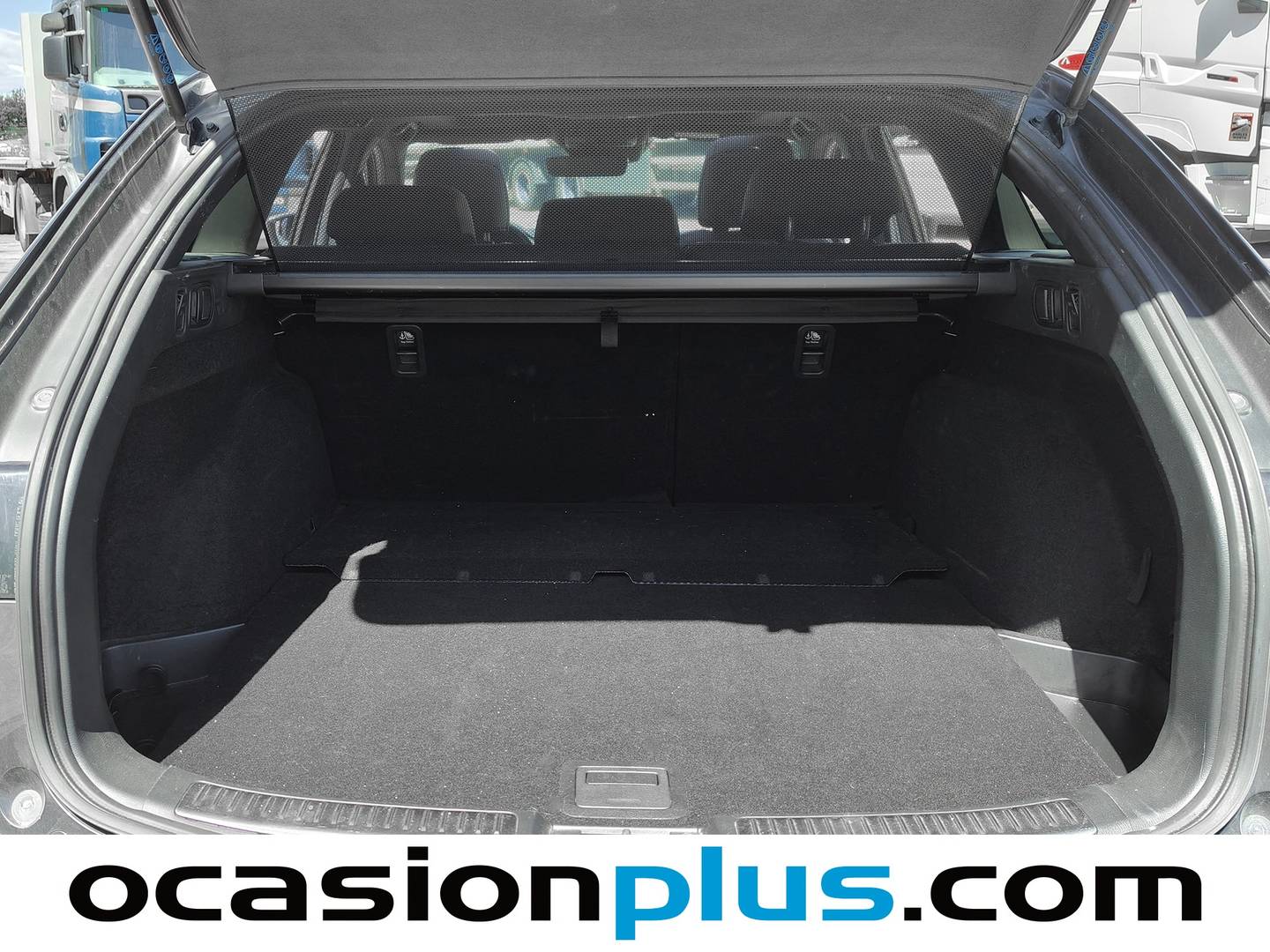 Fotos maletero Mazda Mazda6 Mazda Mazda 6 2.2 DE WAGON SKYACTIVE-D Signature Sky AT  (184 CV)