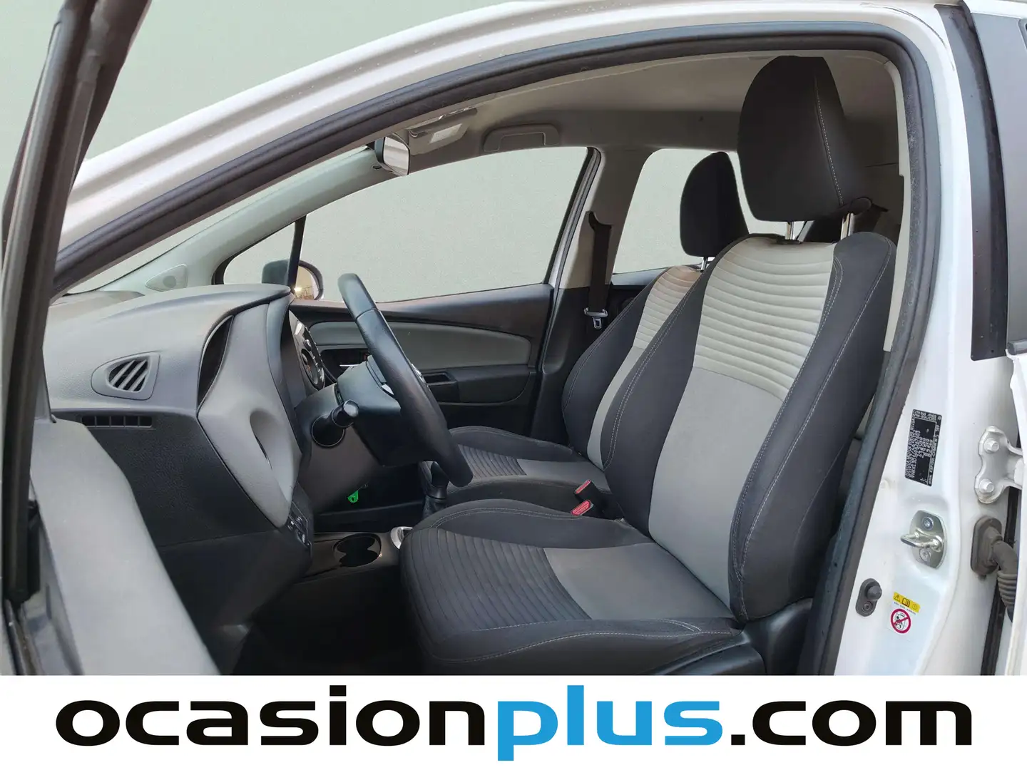 Foto Toyota Yaris Toyota Yaris 1.0 Active (69 CV)