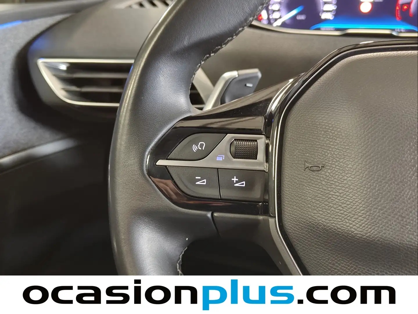 Foto Peugeot 3008 Peugeot 3008 PureTech 130 S&S Allure Pack EAT8 (130 CV)