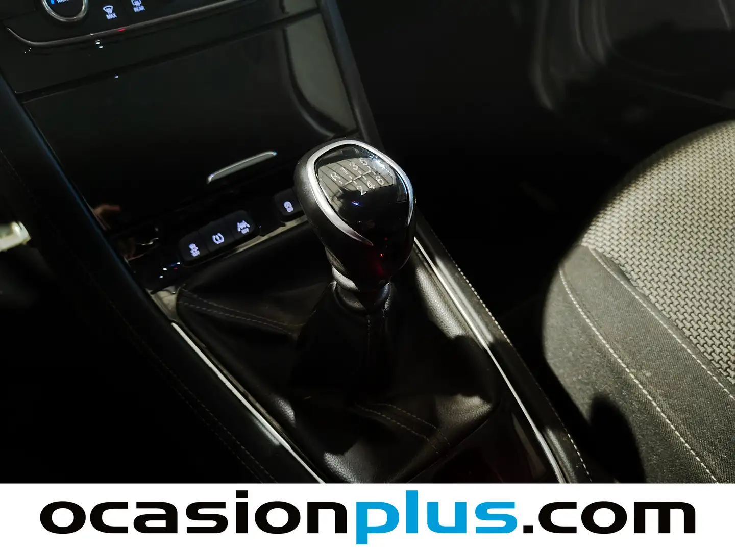 Foto Opel Grandland X Opel Grandland X 1.2 Turbo 120 Aniversario (130 CV)