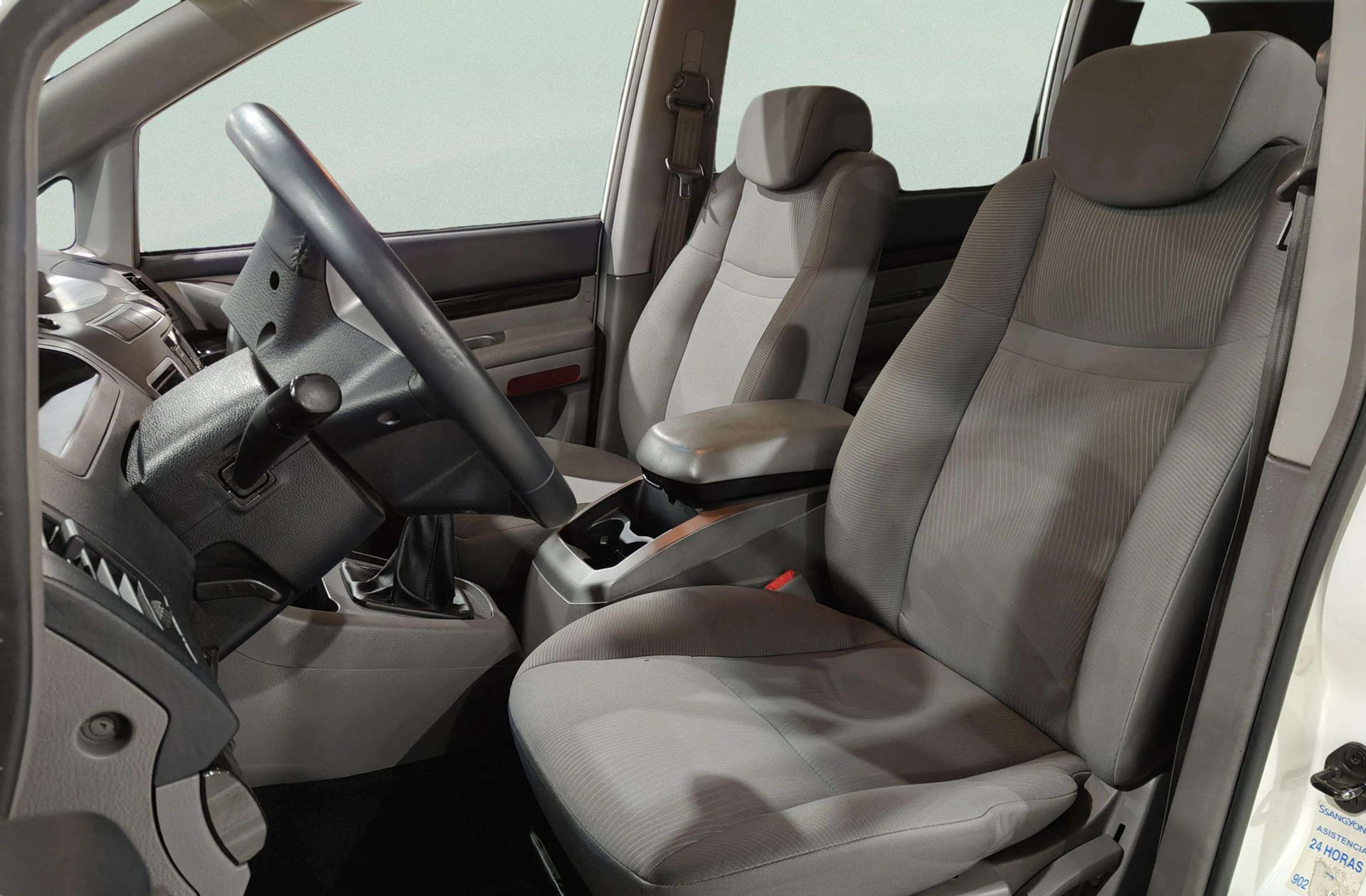 SsangYong Rodius D22T Line - foto 9