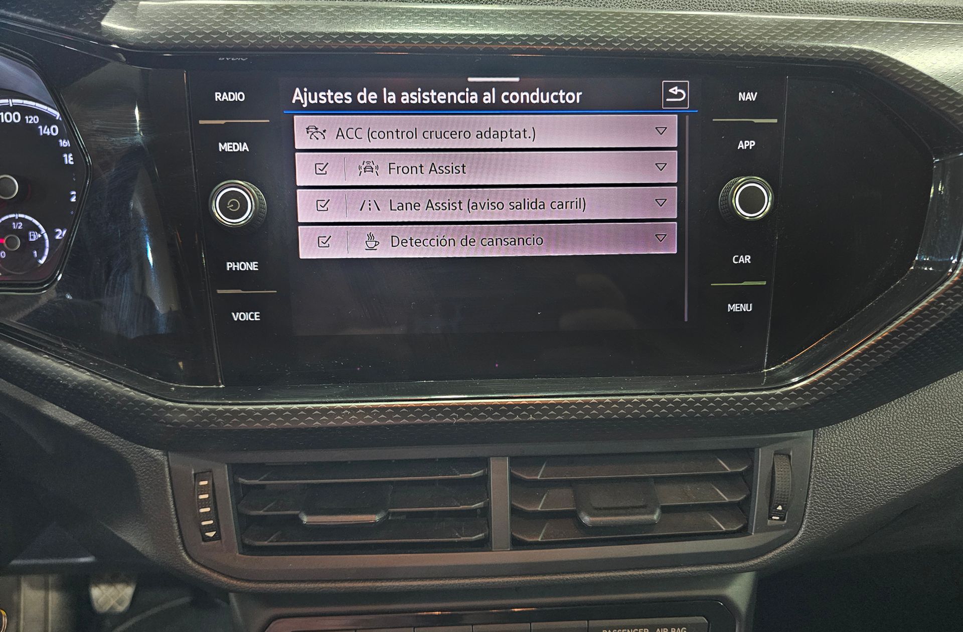 Volkswagen T-Cross Advance 1.0 TSI - foto 10