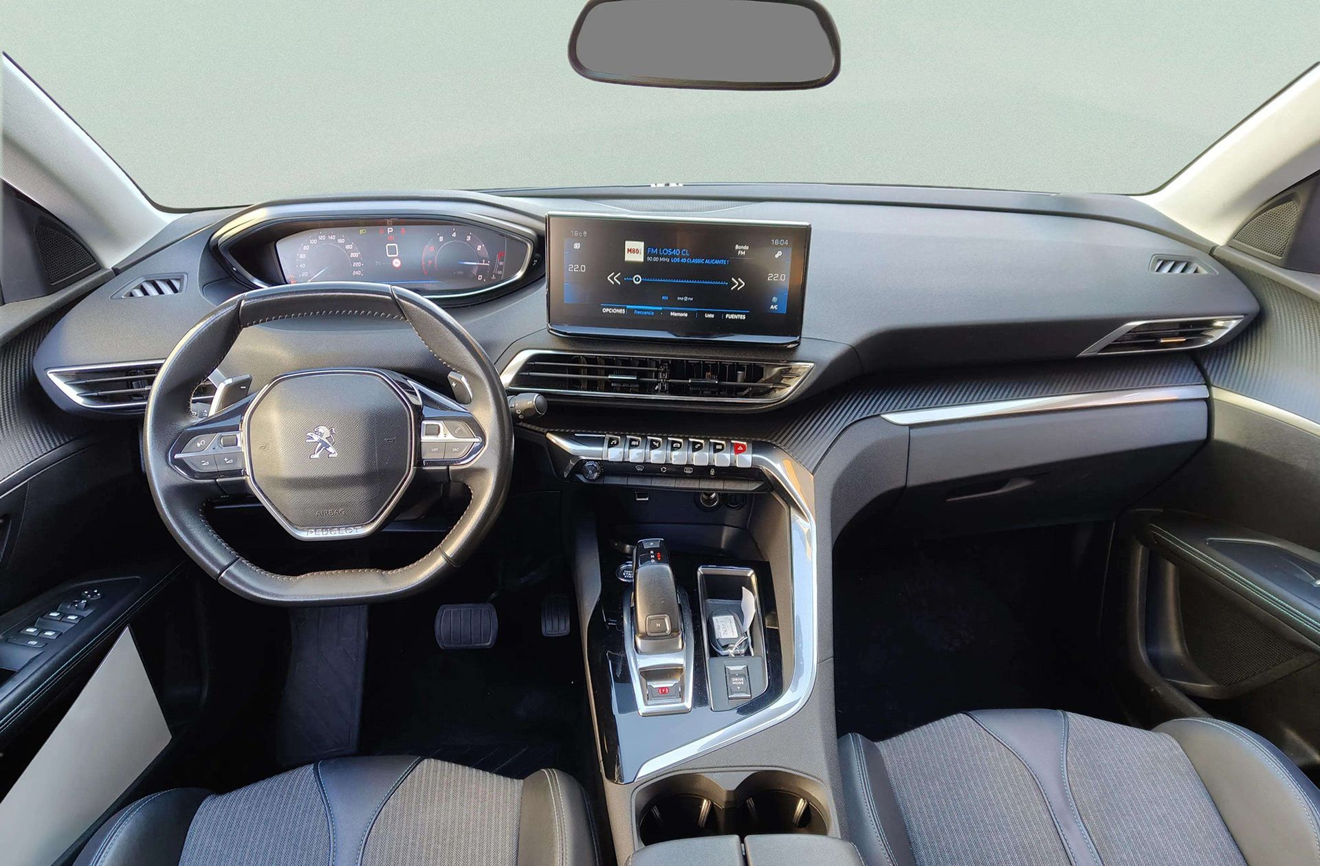 Peugeot 5008 PureTech 130 Allure EAT8 7 plazas - foto 8