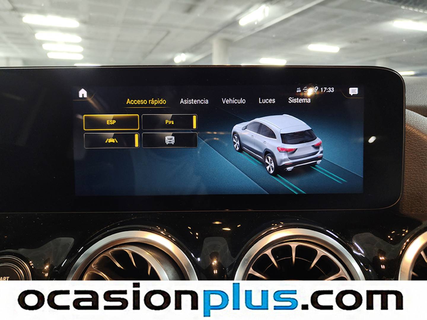 Foto Mercedes GLA Mercedes-Benz GLA 200 D Paquete AMG (150 CV)