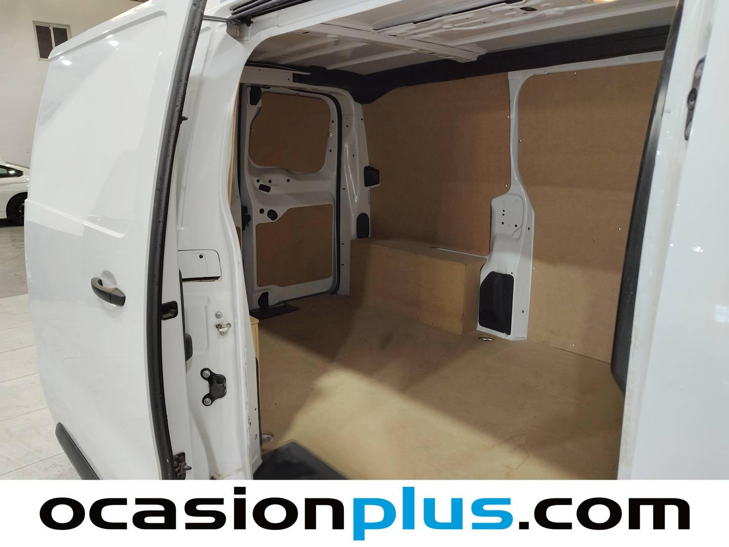Fotos maletero Fiat Scudo Fiat Scudo Furgon 1.5 Bluehdi L2 (120 CV)