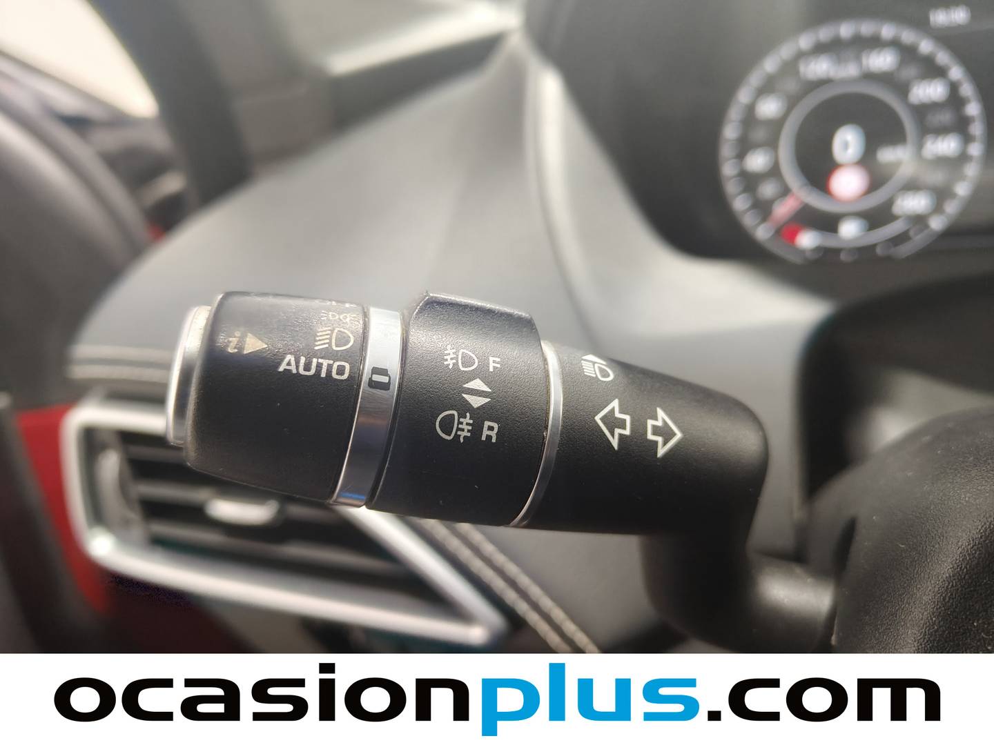 Foto Jaguar F-Pace Jaguar F-PACE 2.0T i4 R-Sport AWD Auto (250 CV)