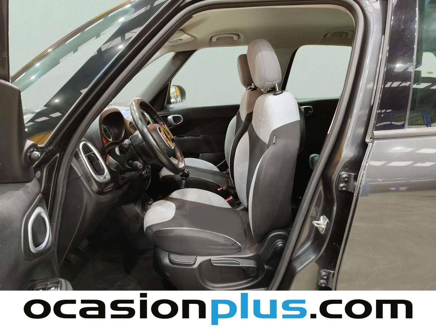 Foto Fiat 500L Fiat 500L 1.3 MultiJet S&S Lounge (95 CV)