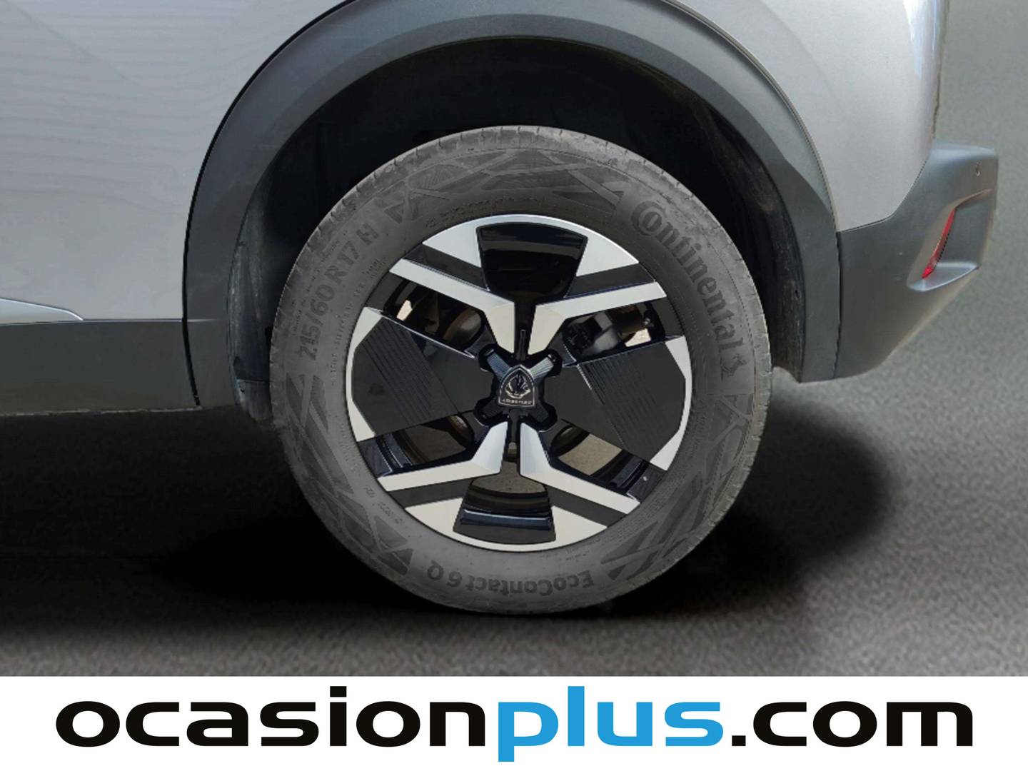 Foto Peugeot 2008 Peugeot 2008 Allure Hybrid eDCS6 (136 CV)