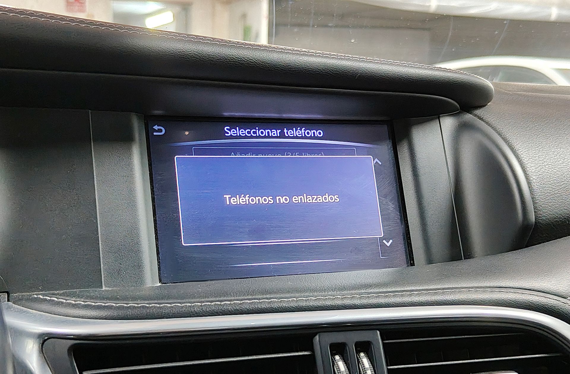 Infiniti Q30 1.6T Premium - foto 28