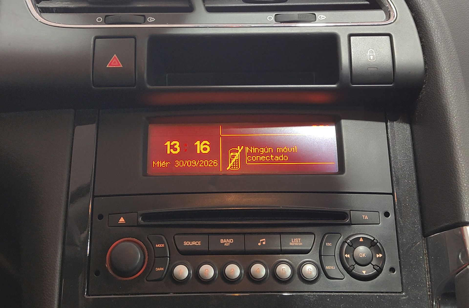 Peugeot 3008 Hybrid4 - foto 29