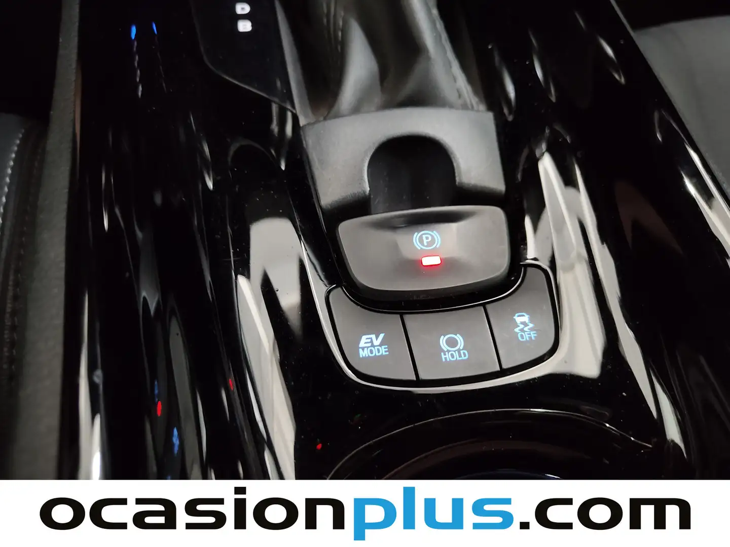 Foto Toyota C-HR Toyota C-HR 1.8 125H Advance (122 CV)