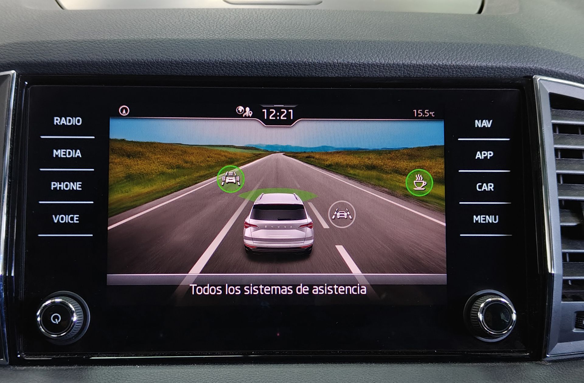 Škoda Karoq 2.0 TDI Selection - foto 13