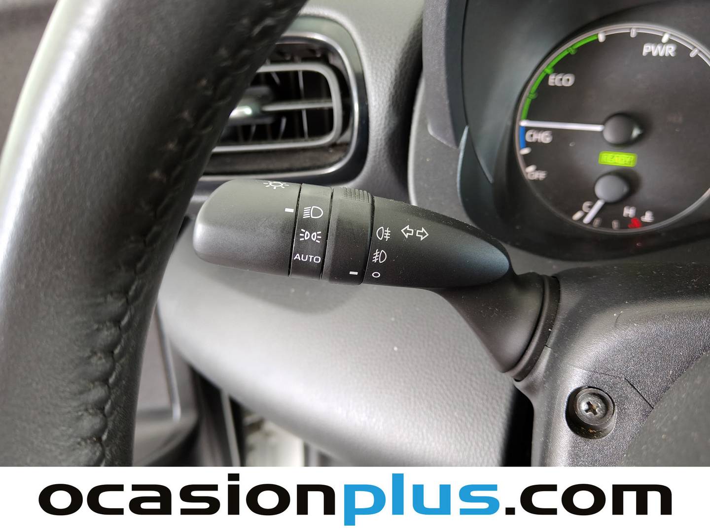 Foto Toyota Yaris Toyota Yaris 120H Business Plus (116 CV)