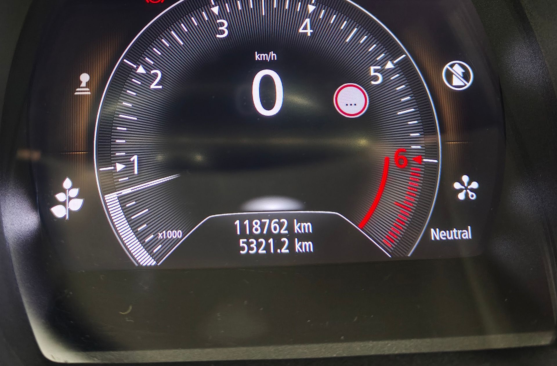 Renault Grand Scénic Black Edition TCe GPF 7 plazas - foto 13