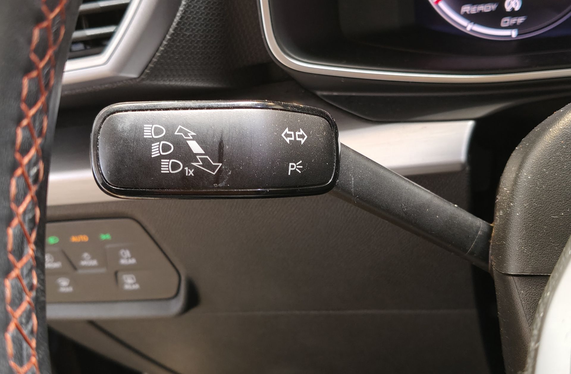 SEAT León 1.0 TSI FR 25 Aniversario - foto 30
