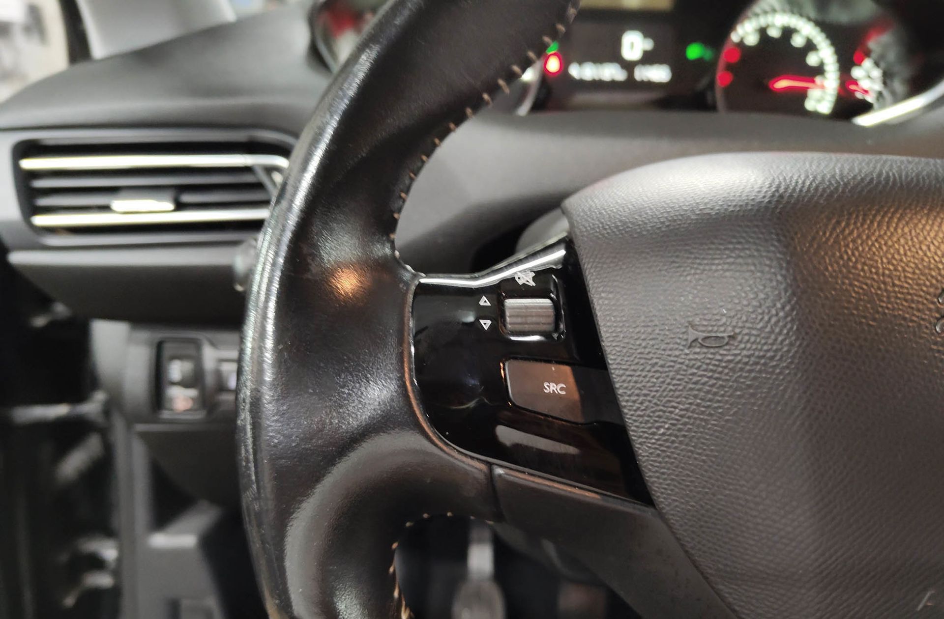 Peugeot 308 PureTech 130 Style - foto 21