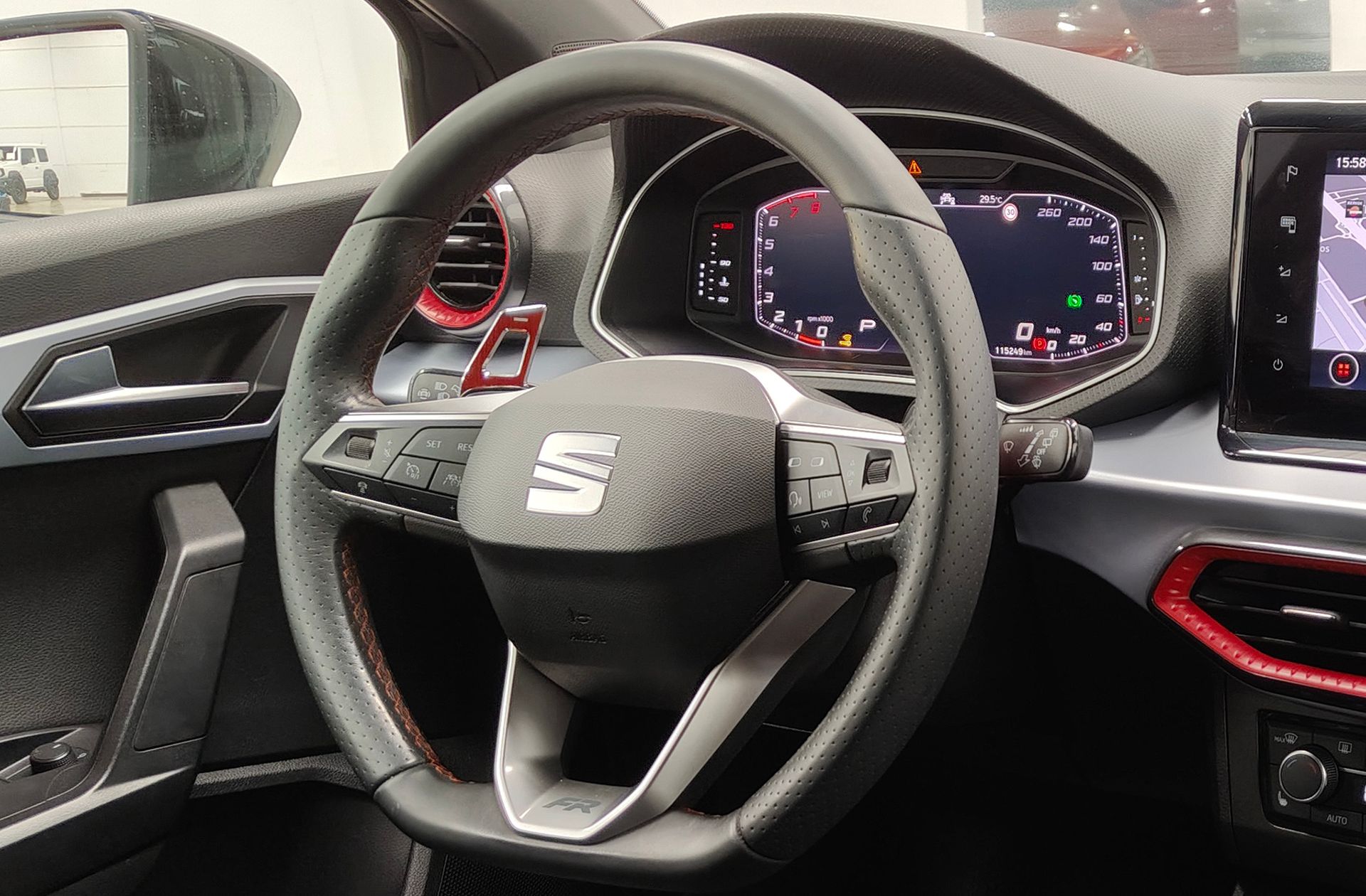 SEAT Ibiza 1.5 TSI FR XL DSG - foto 26