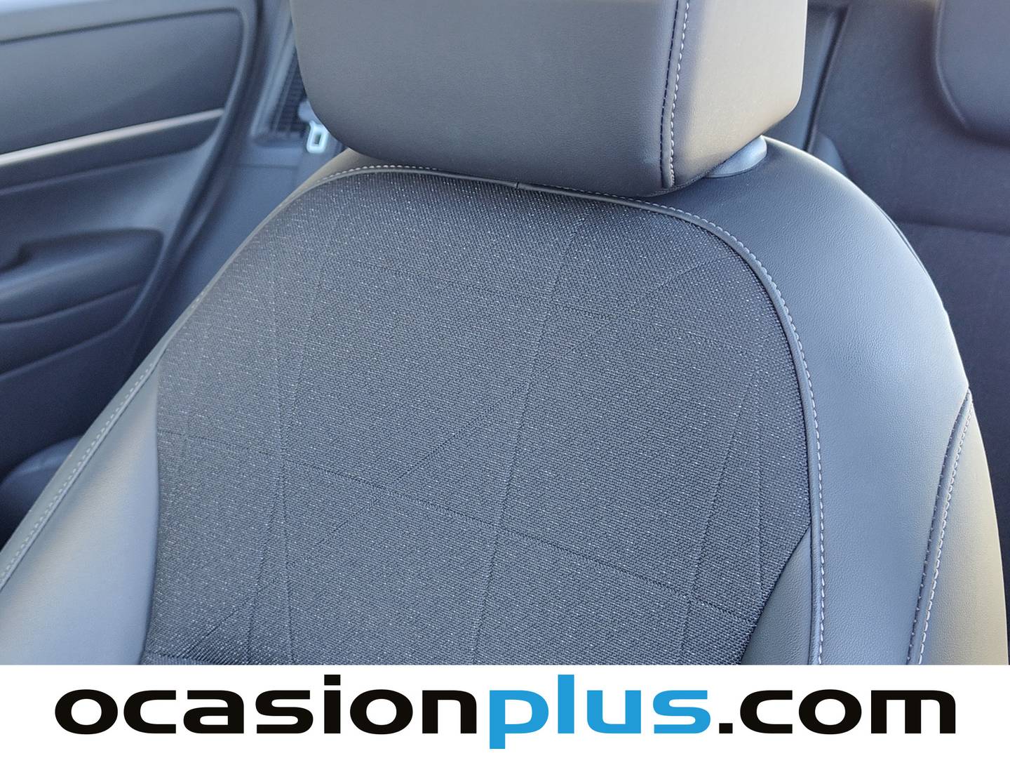 Extras y acabados del Honda HR-V Honda HR-V 1.5 i-MMD Advance 4x2 Auto (131 CV)