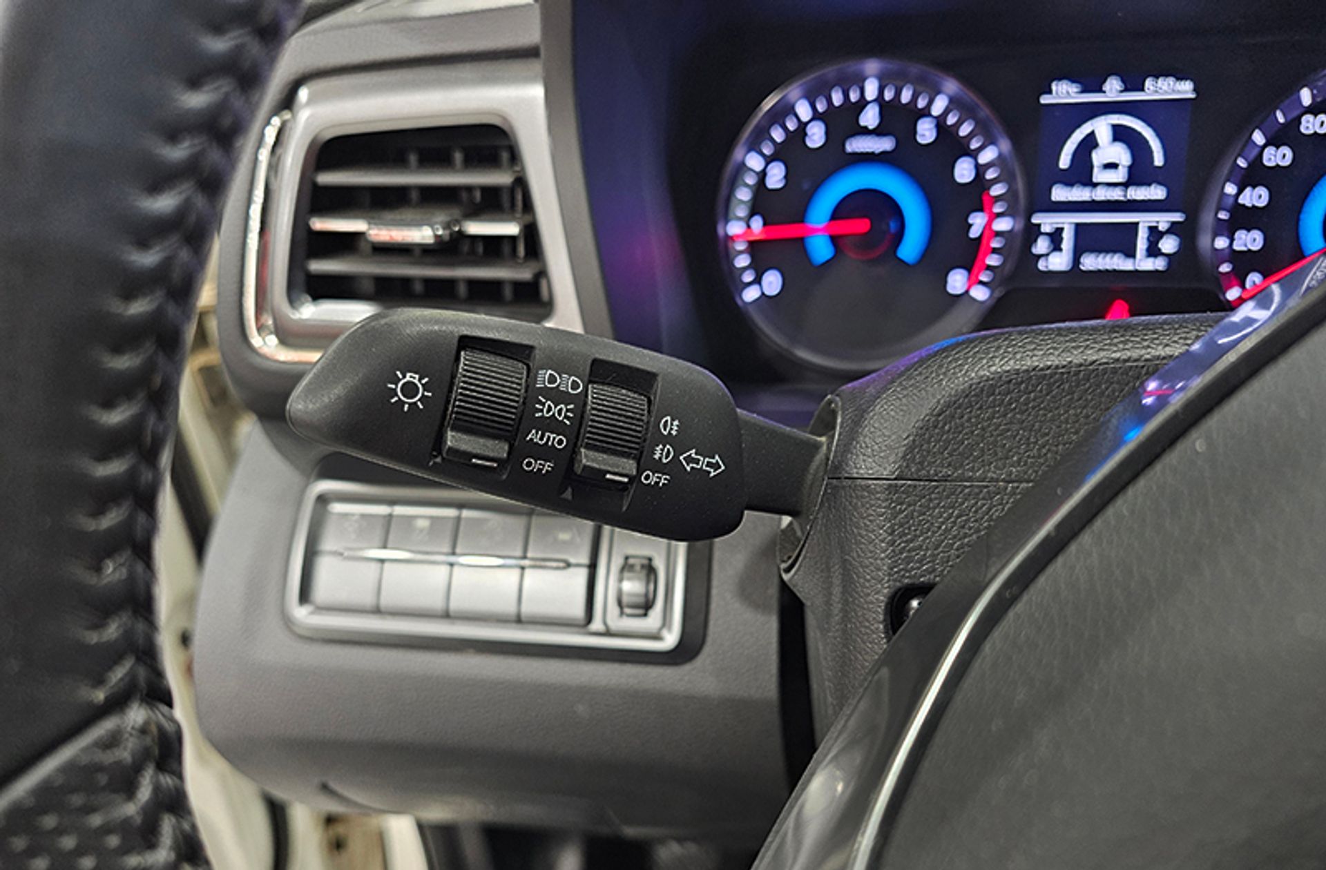 SsangYong Tivoli G12T Urban Plus - foto 21