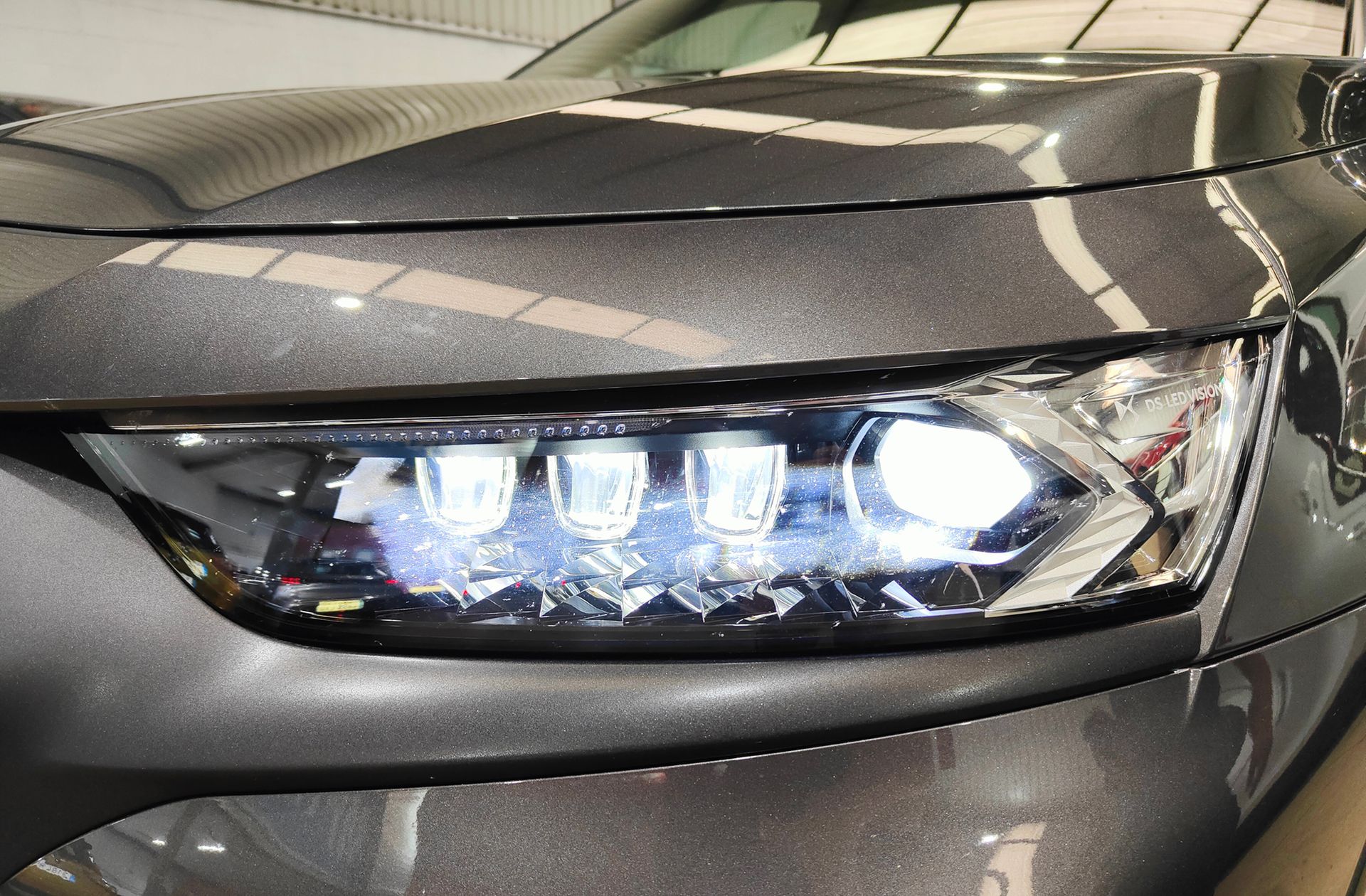 DS 7 Crossback E-Tense 300 Performance Line+ 4WD - foto 16