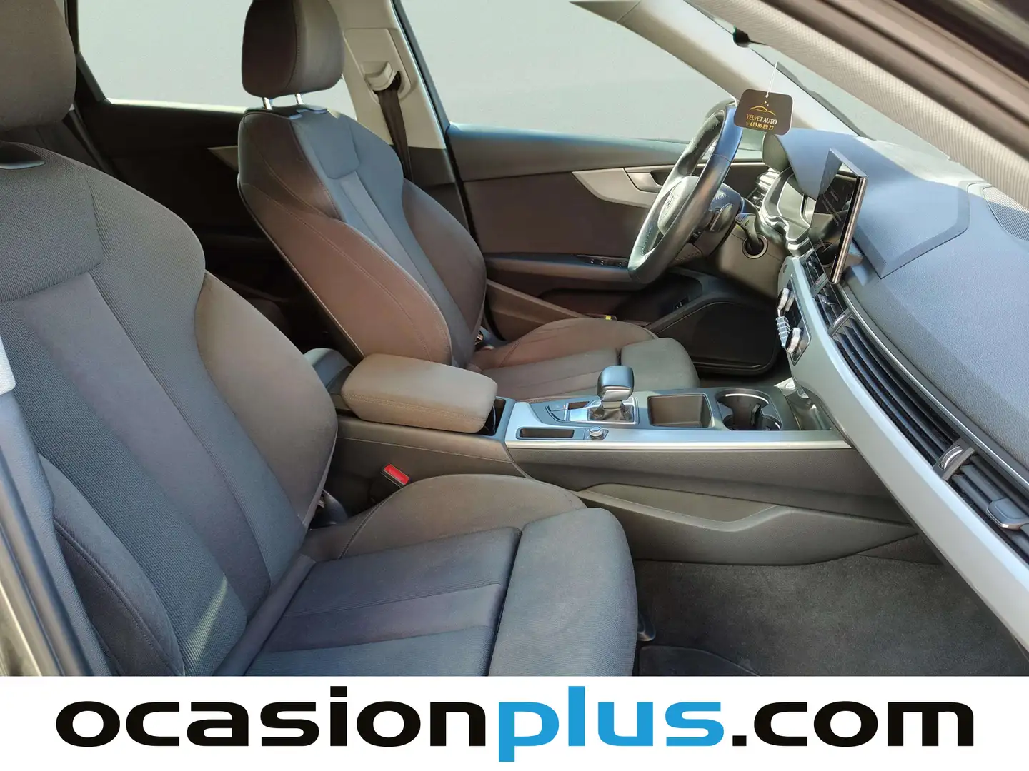 Foto Audi A4 Audi A4 Avant S line 35 TFSI  (150 CV) S tronic