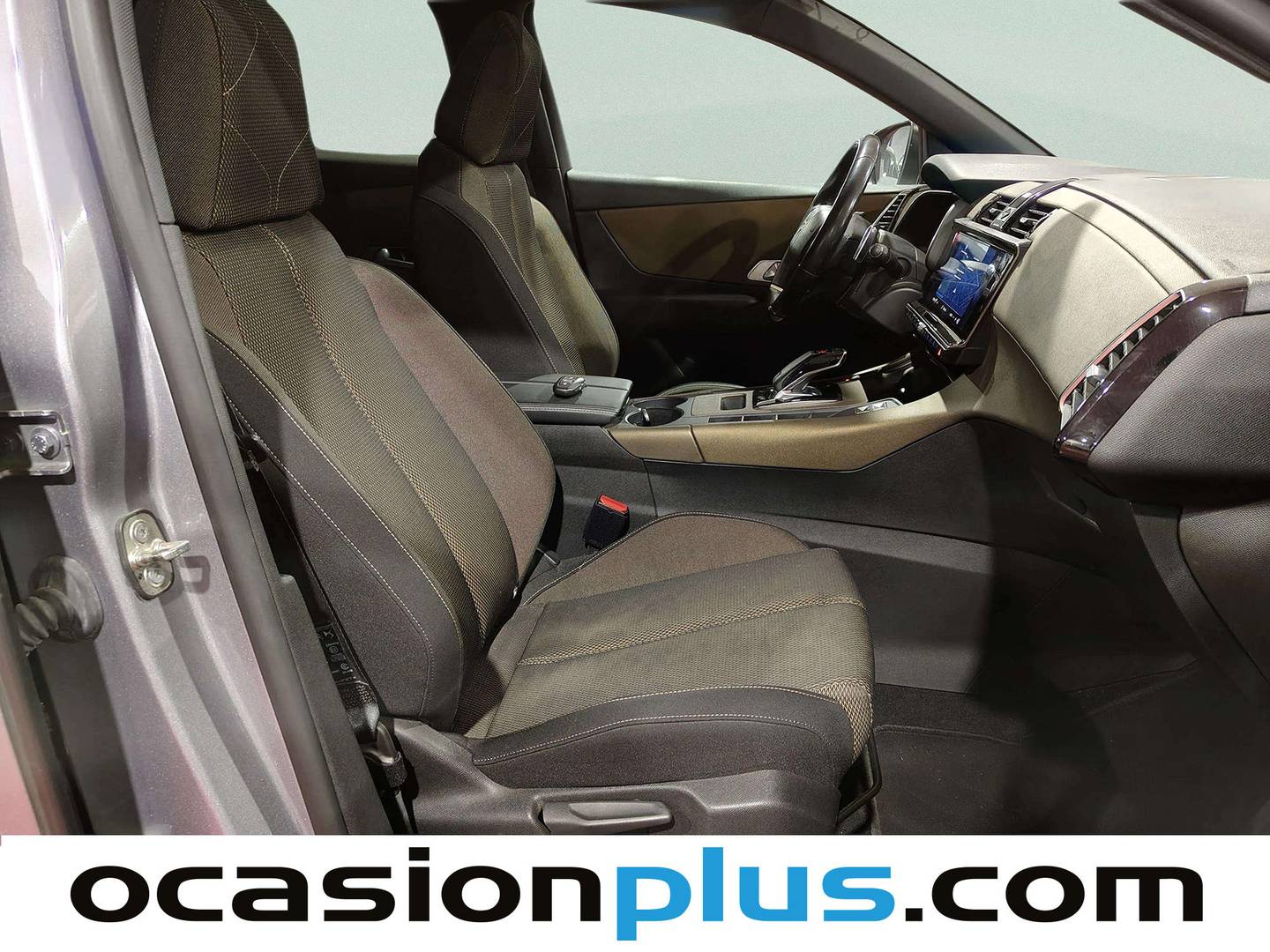 DS DS 7 Crossback DS DS7 Crossback BlueHDi 130 DE Bastille + AT (130 CV) automático