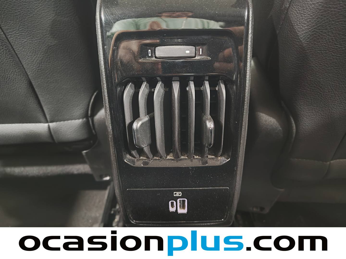 Foto Jeep Compass Jeep Compass 1.3 Gse Night Eagle FWD MT (130 CV)