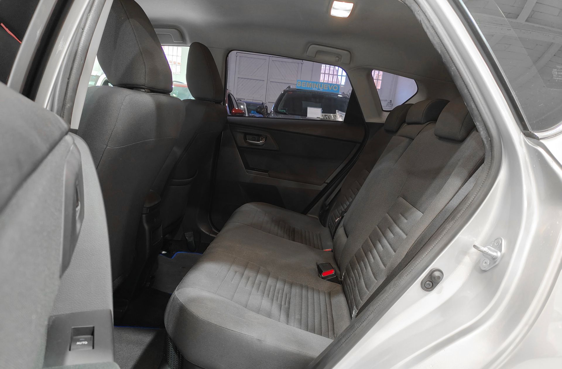 Toyota Auris 140H Hybrid Active - foto 10