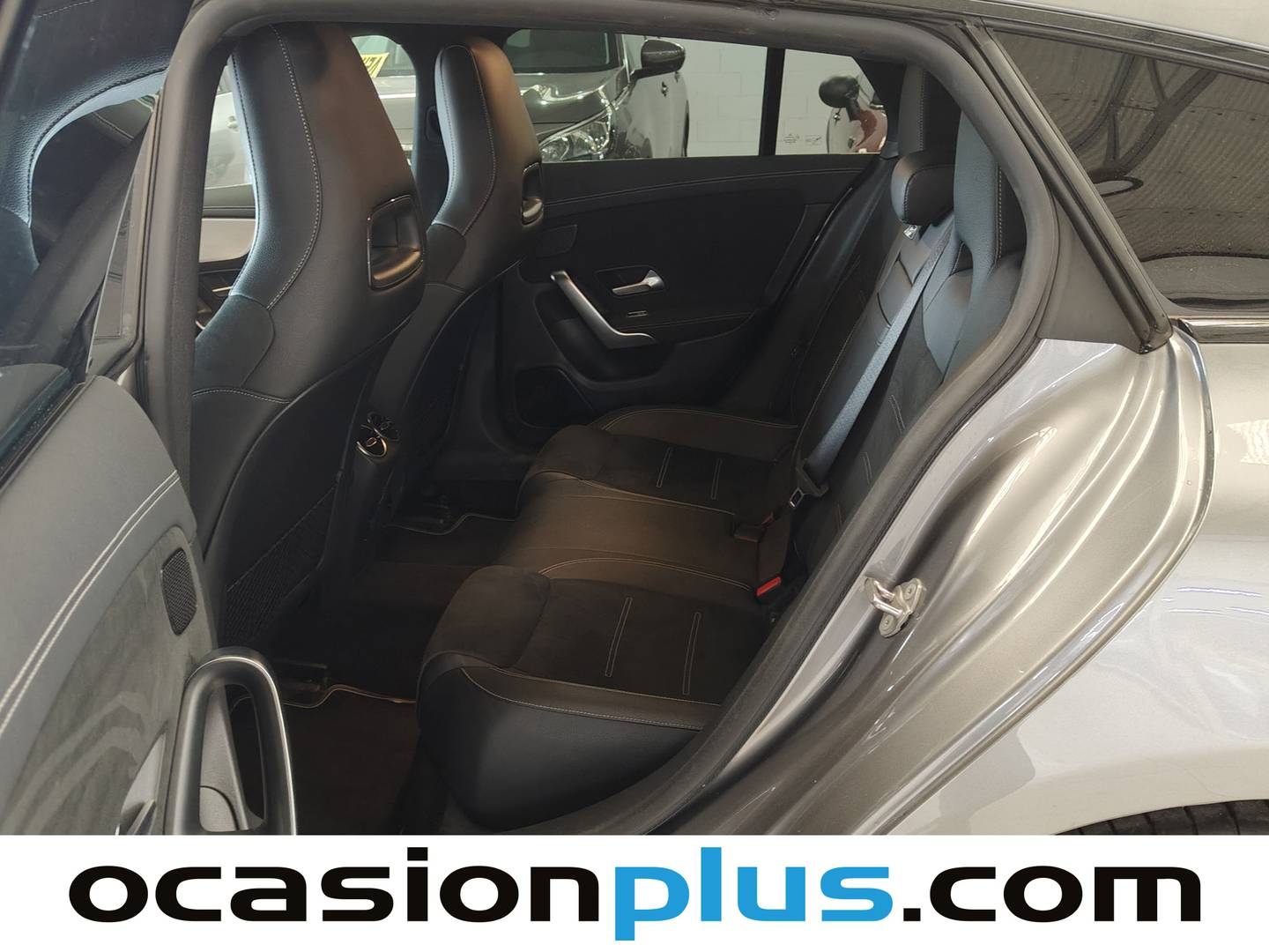 Foto asientos traseros Mercedes CLA Mercedes CLA Shooting Brake Shooting Brake 200 d (150 CV) Pack AMG