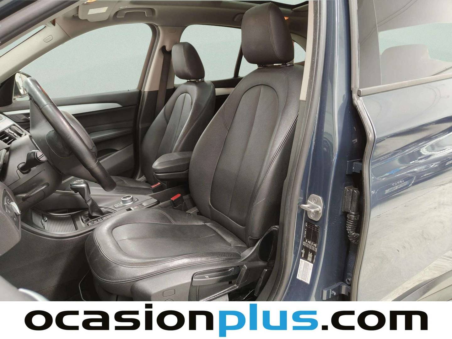 Foto asientos delanteros BMW X1 BMW X1 sDrive18i (136 CV)