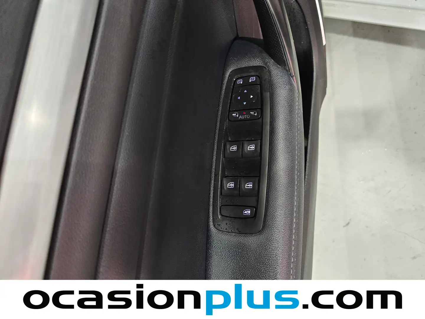 Foto Renault Mégane Renault Megane Sport Tourer Zen Energy TCe (130 CV)