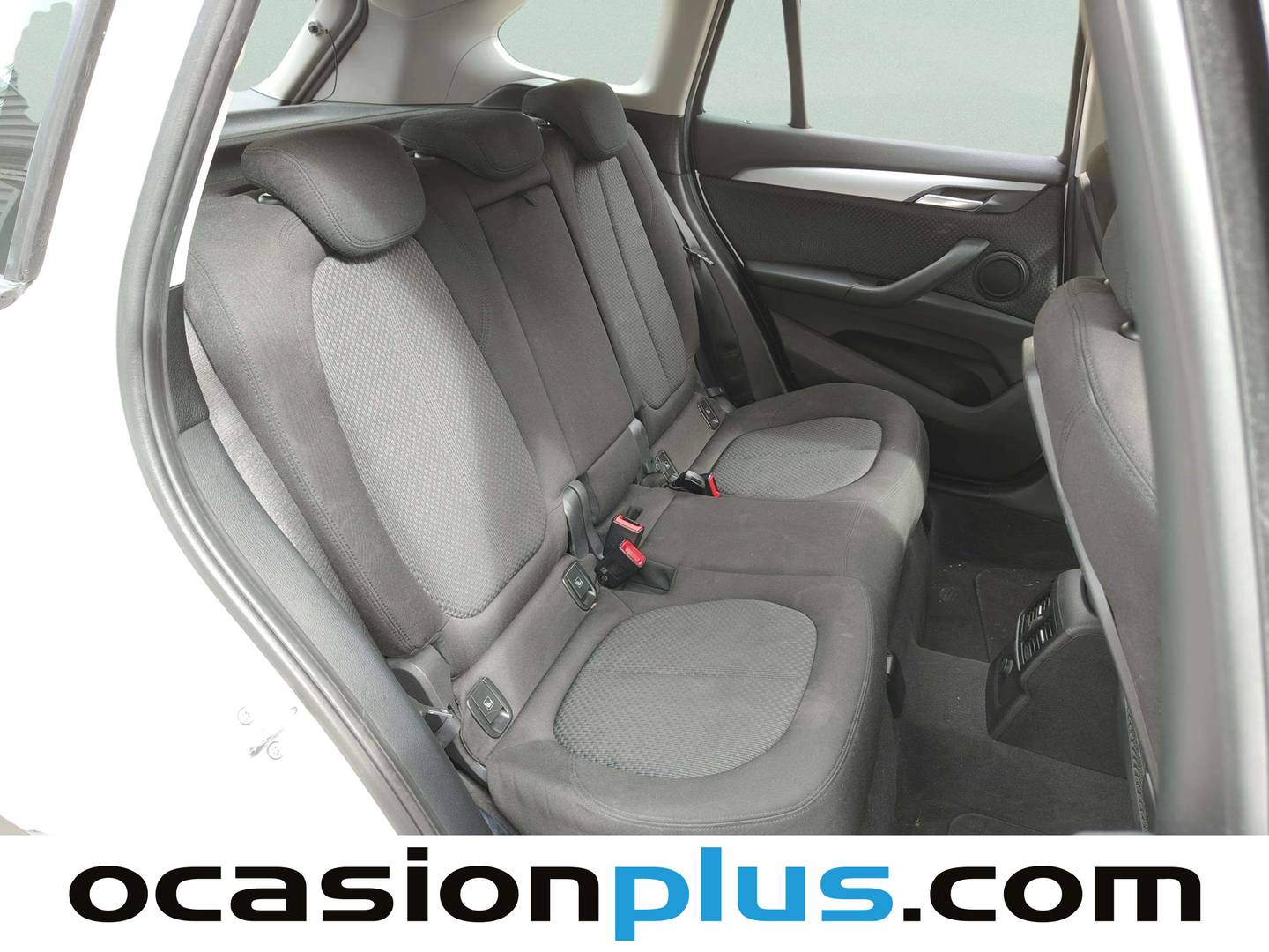 Foto BMW X1 BMW X1 sDrive18i  (136 CV)