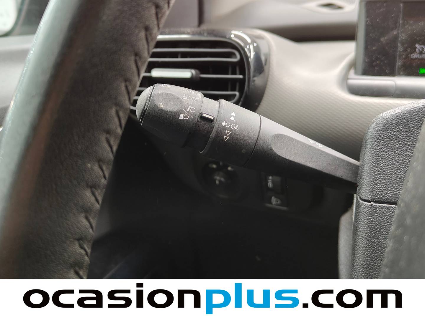 Extras del Citroën C4 Cactus Citroën C4 Cactus BlueHDi 100 S&S Feel (99 CV)
