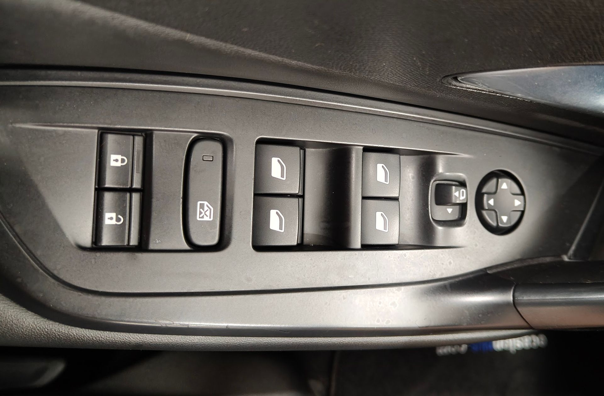 Peugeot 308 BlueHDi 130 Allure EAT8 - foto 39