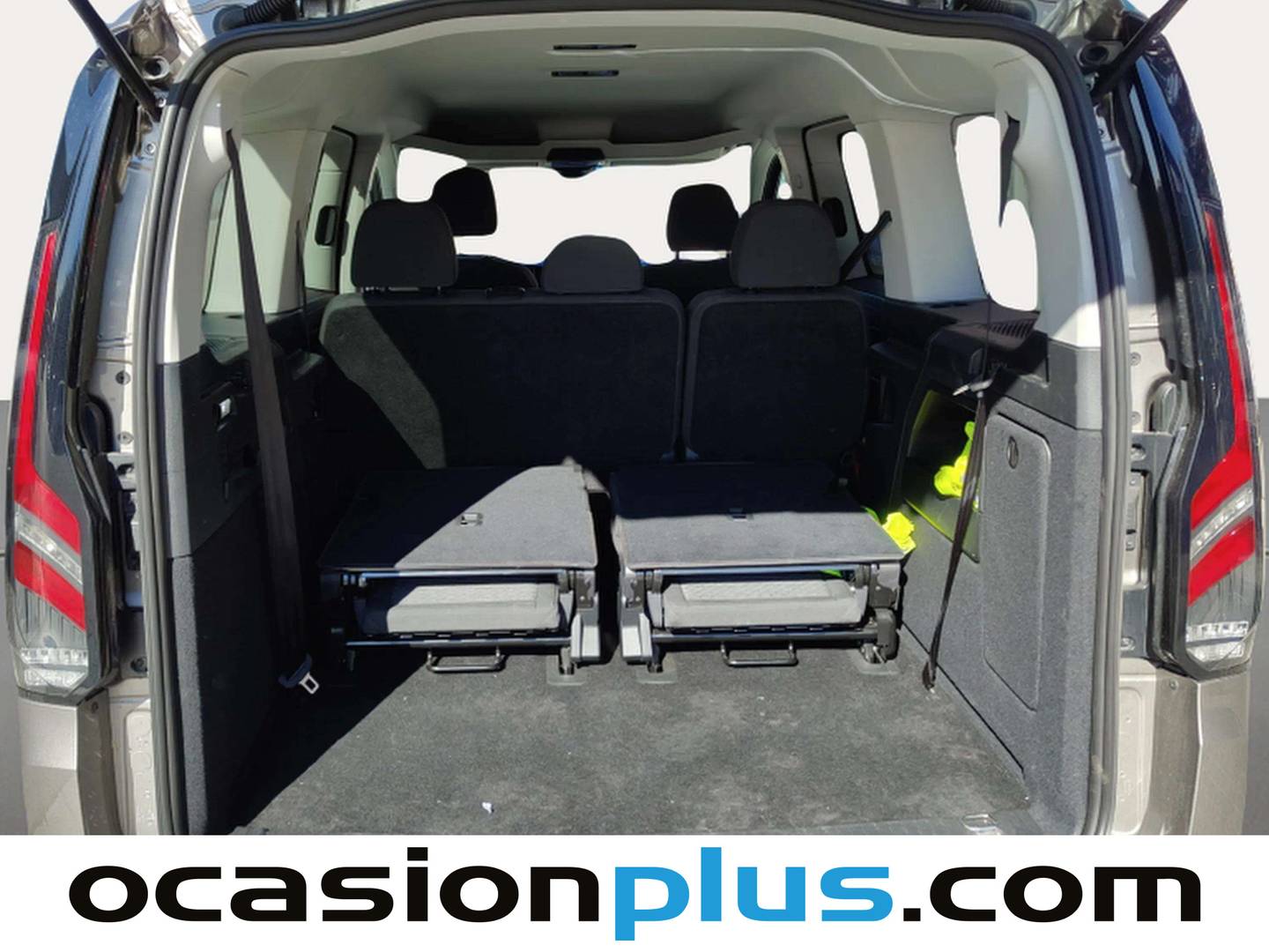 Foto Ford Grand Tourneo Connect Ford Grand Tourneo Connect 2.0 Ecoblue Titanium Auto (122 CV) 7 Plazas