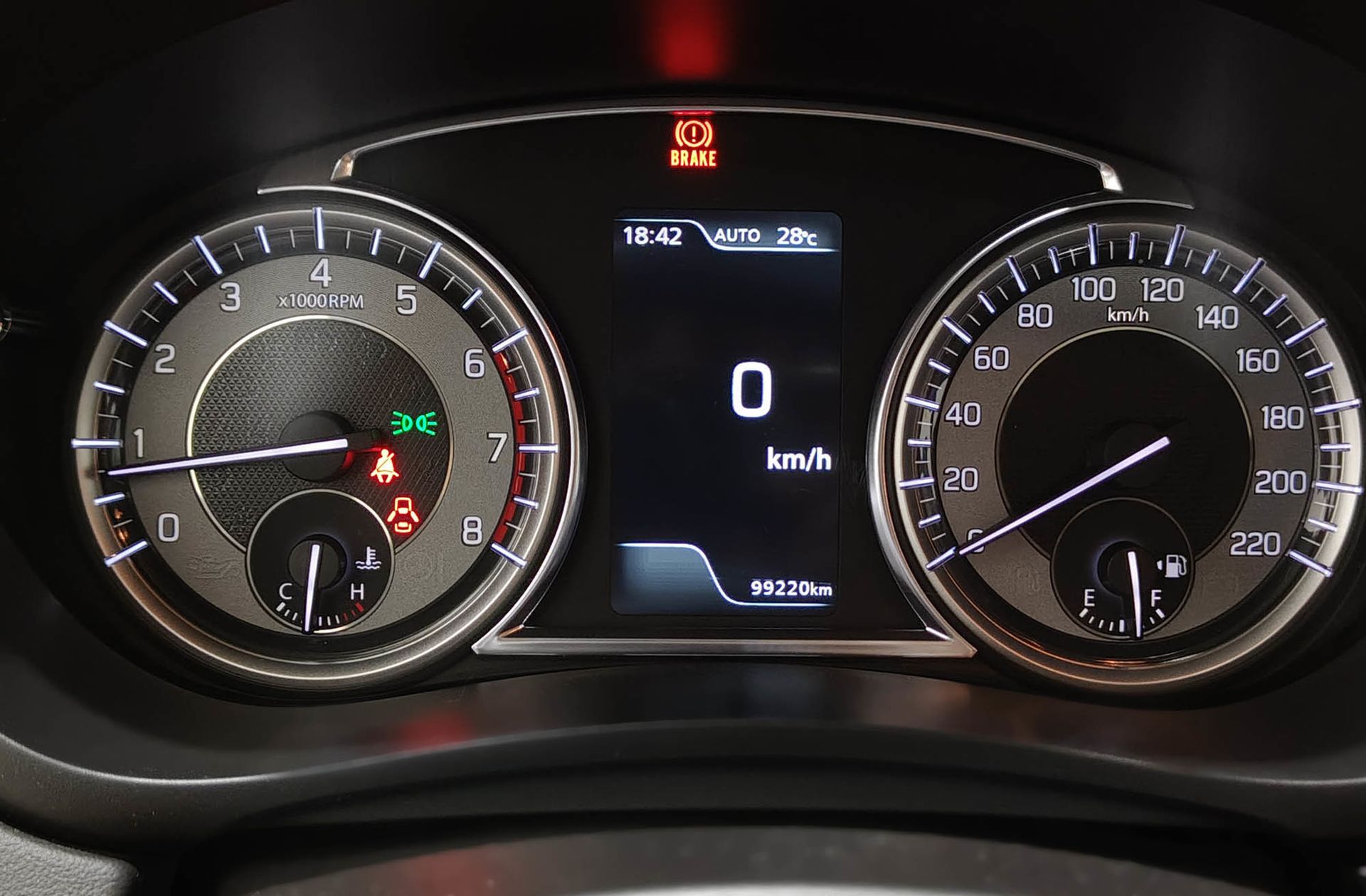 Suzuki S-Cross 1.4T Mild Hybrid S3 4WD 4x4 - foto 30