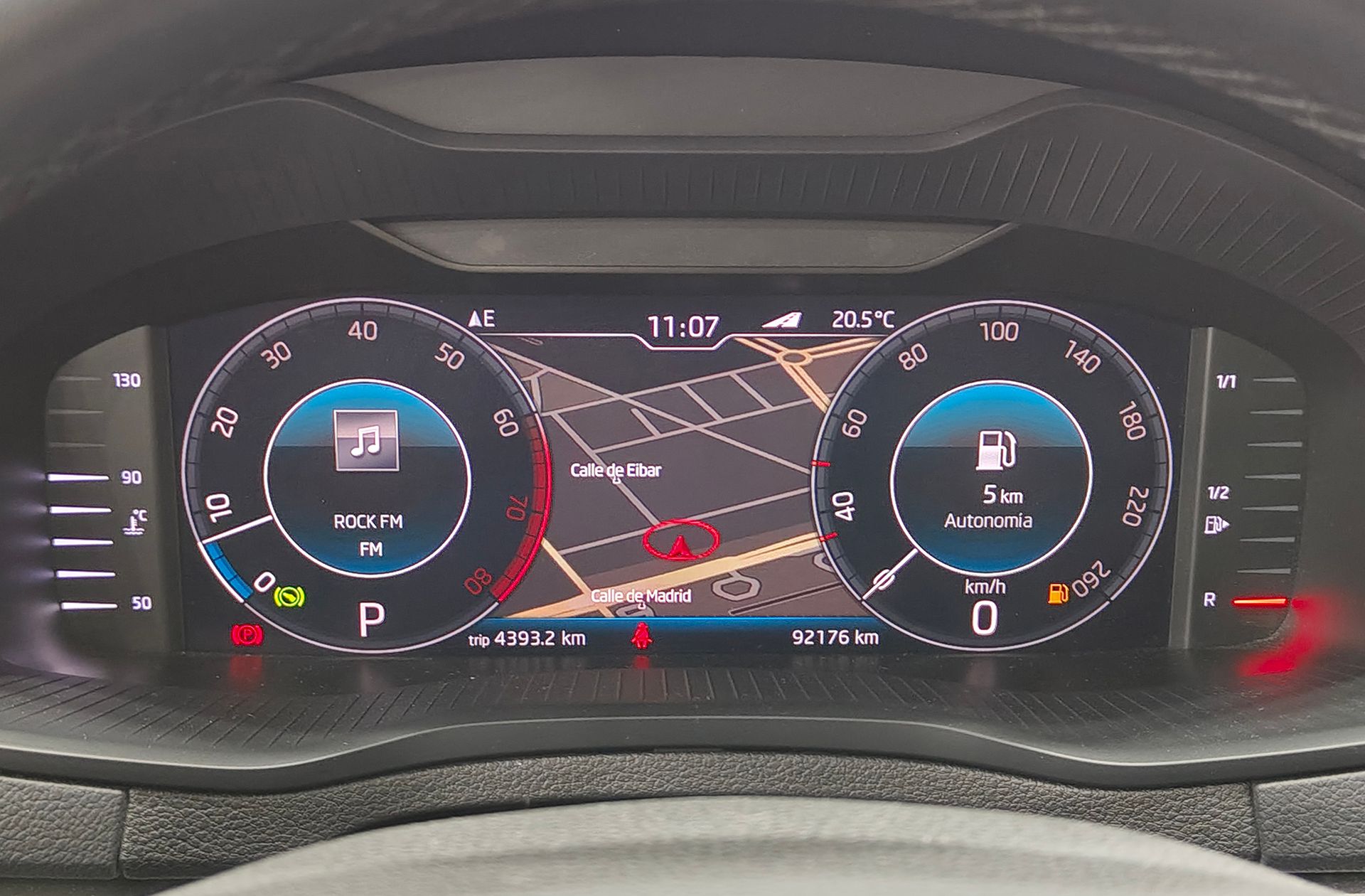Škoda Karoq 1.5 TSI ACT Style DSG - foto 25