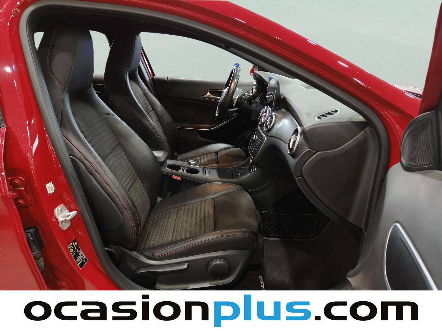 Foto Mercedes GLA Mercedes-Benz GLA 220 d AMG Line 4Matic (177 CV)